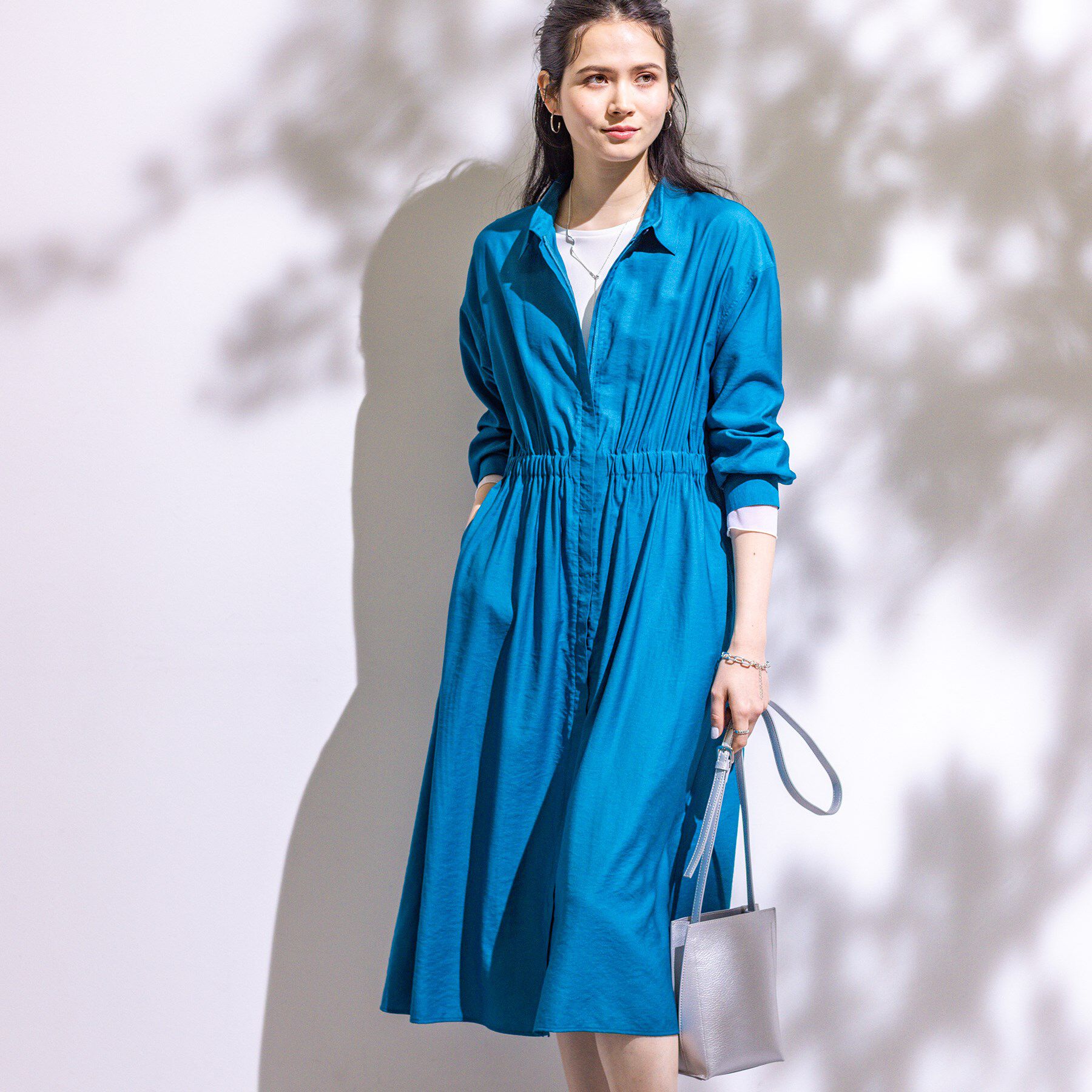 INDIVI「【洗える／2WAY】ワッシャー素材シャツ羽織りワンピース」|ワンピース|ブルーグリーン(09