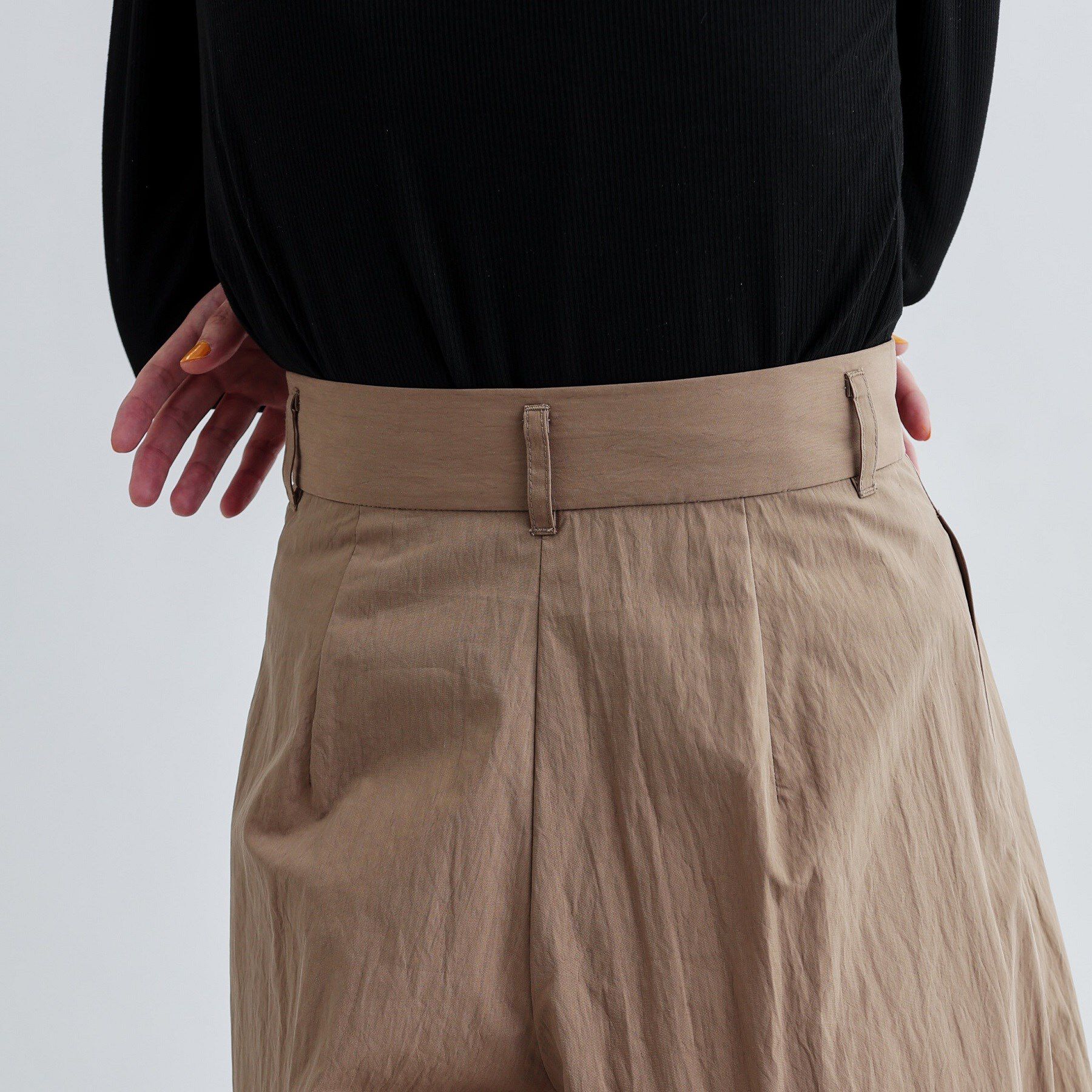 GALLEST「【セットアップ可能】ペーパーライクタックフレアパンツ」|その他|