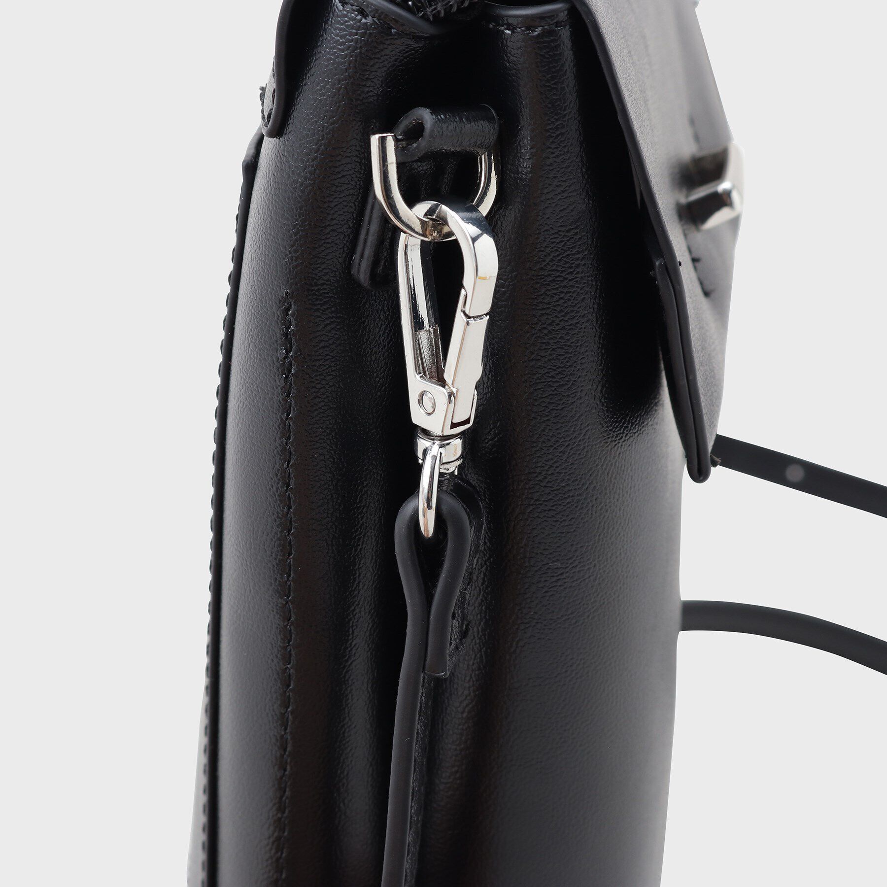 tk.TAKEO KIKUCHI「コンパクトミニショルダー」|ショルダー・メッセンジャー|