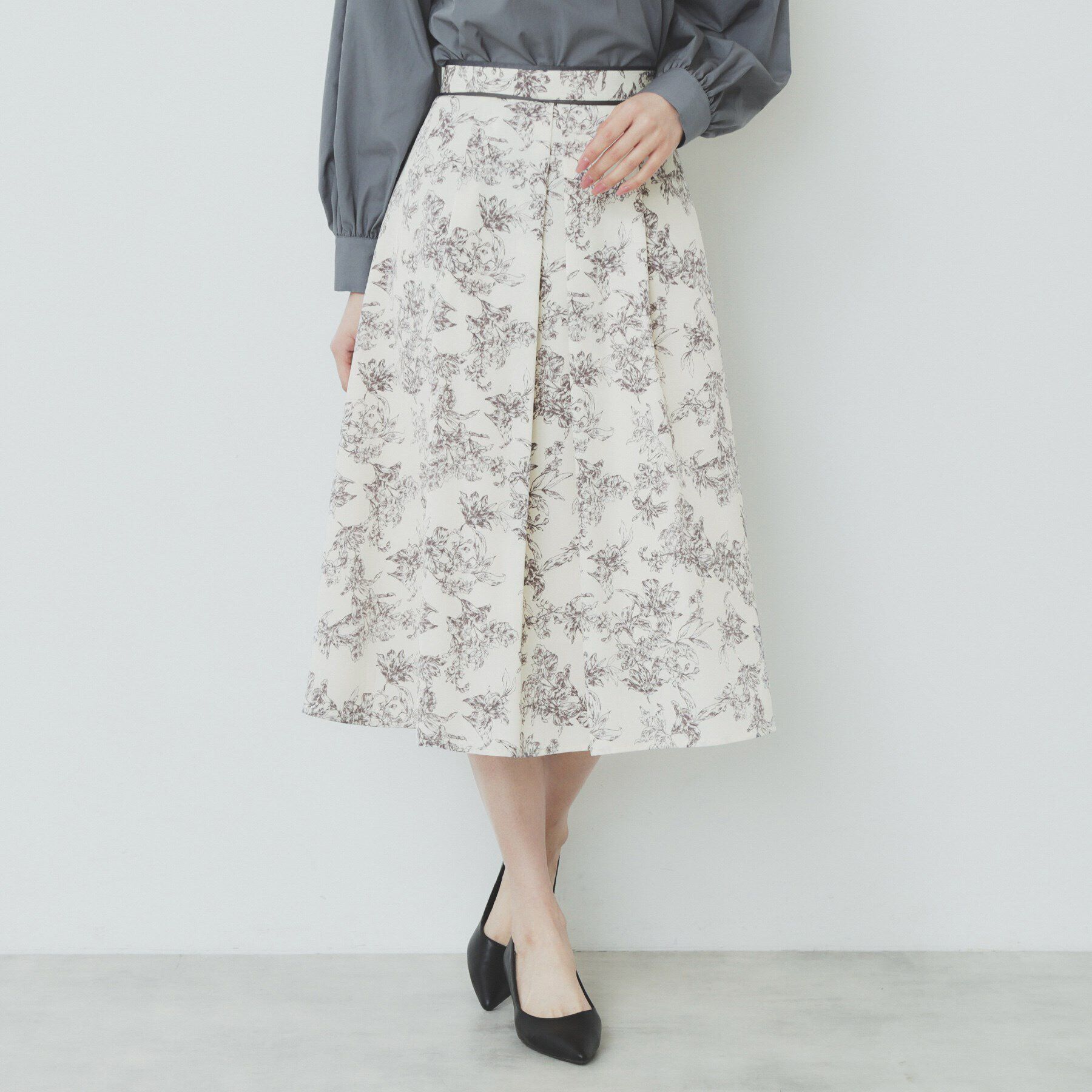 index「フラワープリントフレアスカート【洗濯機洗い可/イージーアイロン】」|スカート|