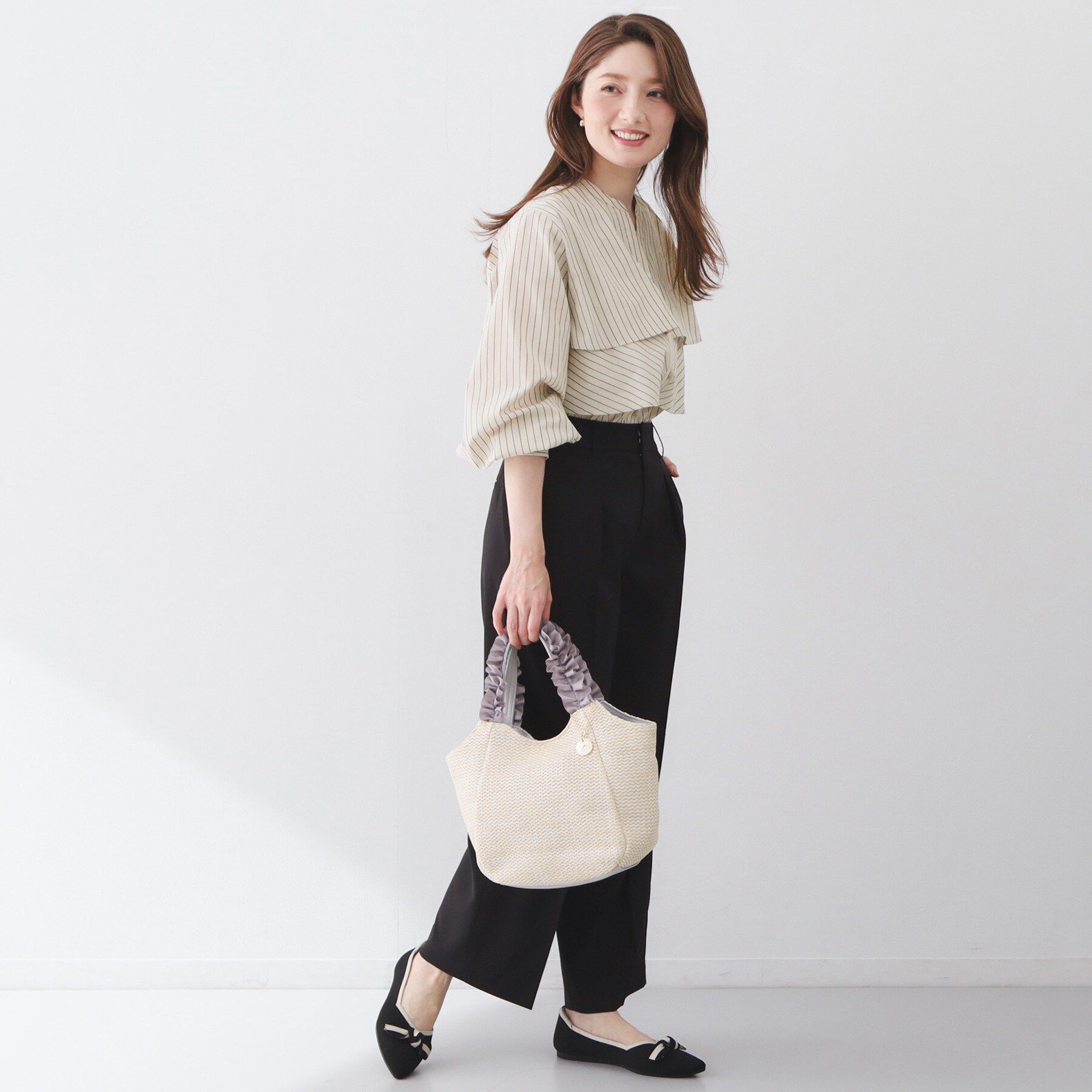 index「フリルキーネックシャツ【洗濯機OK・イージーアイロン・防シワ】」|シャツ・ブラウス|