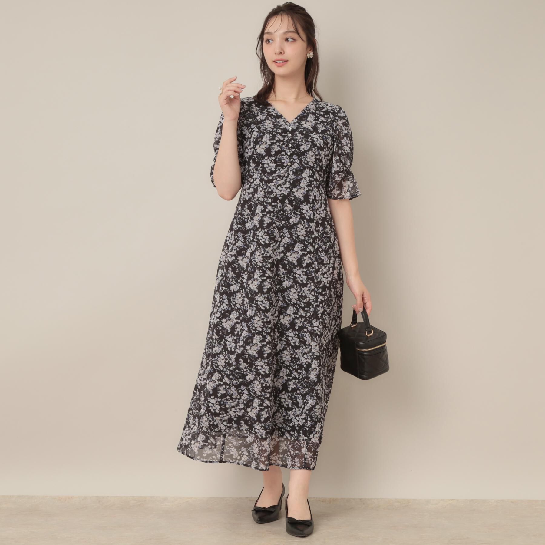 Couture broach「【一枚で着映える・通勤】Vネックフラワーワンピース」|ワンピース|