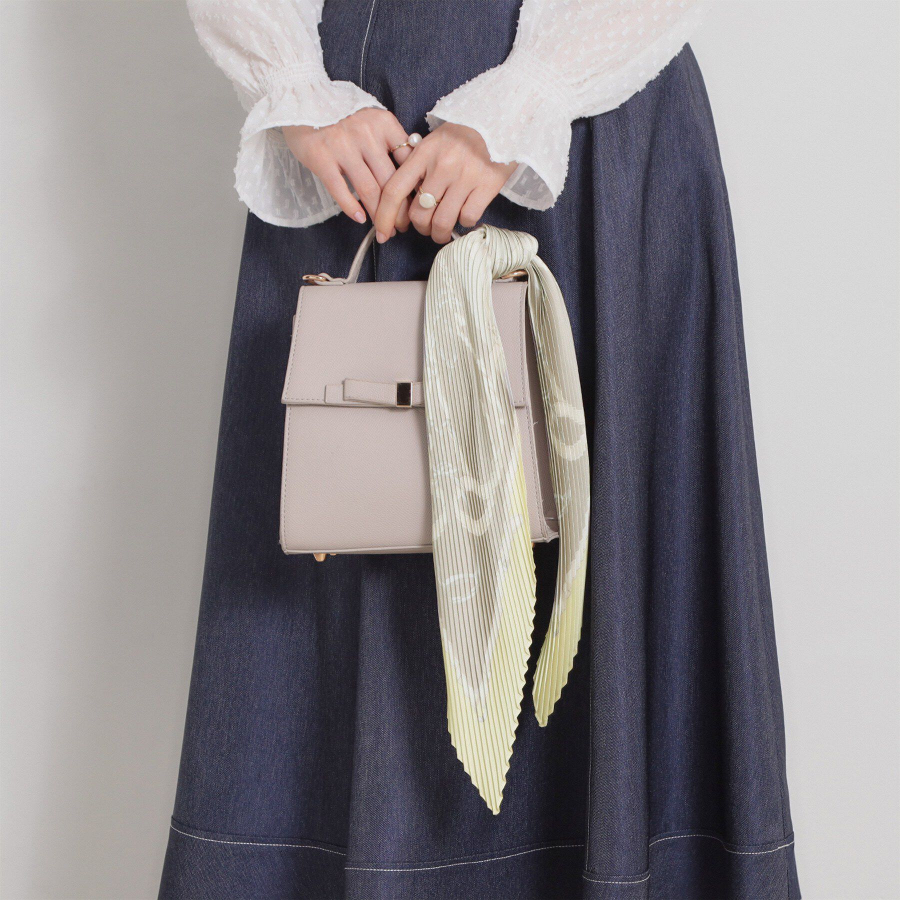 Couture broach「ベルト柄スカーフ」|バンダナ・スカーフ|