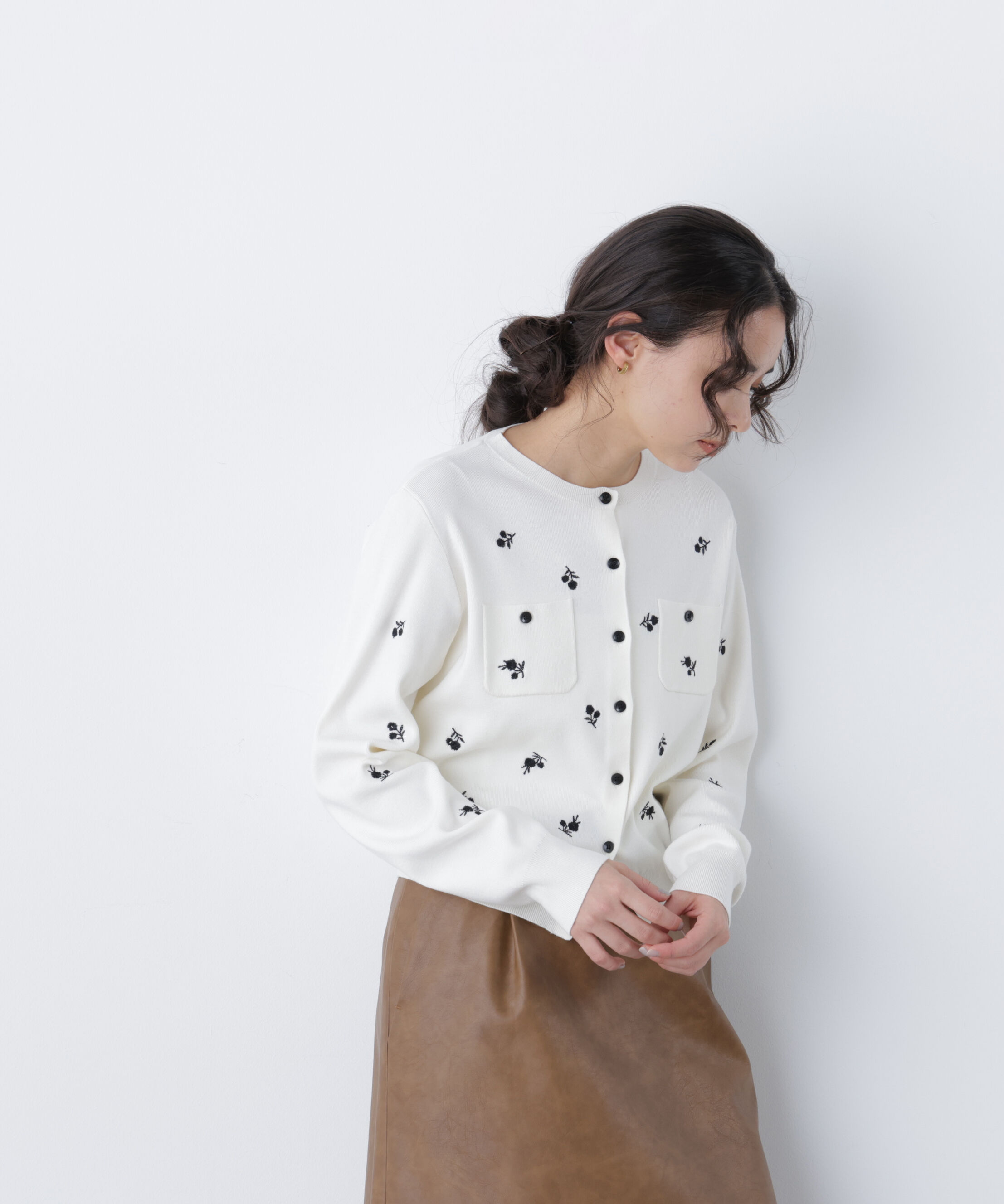 「〈N.〉フラワー刺繍ポケットカーデ」|ニット・セーター|