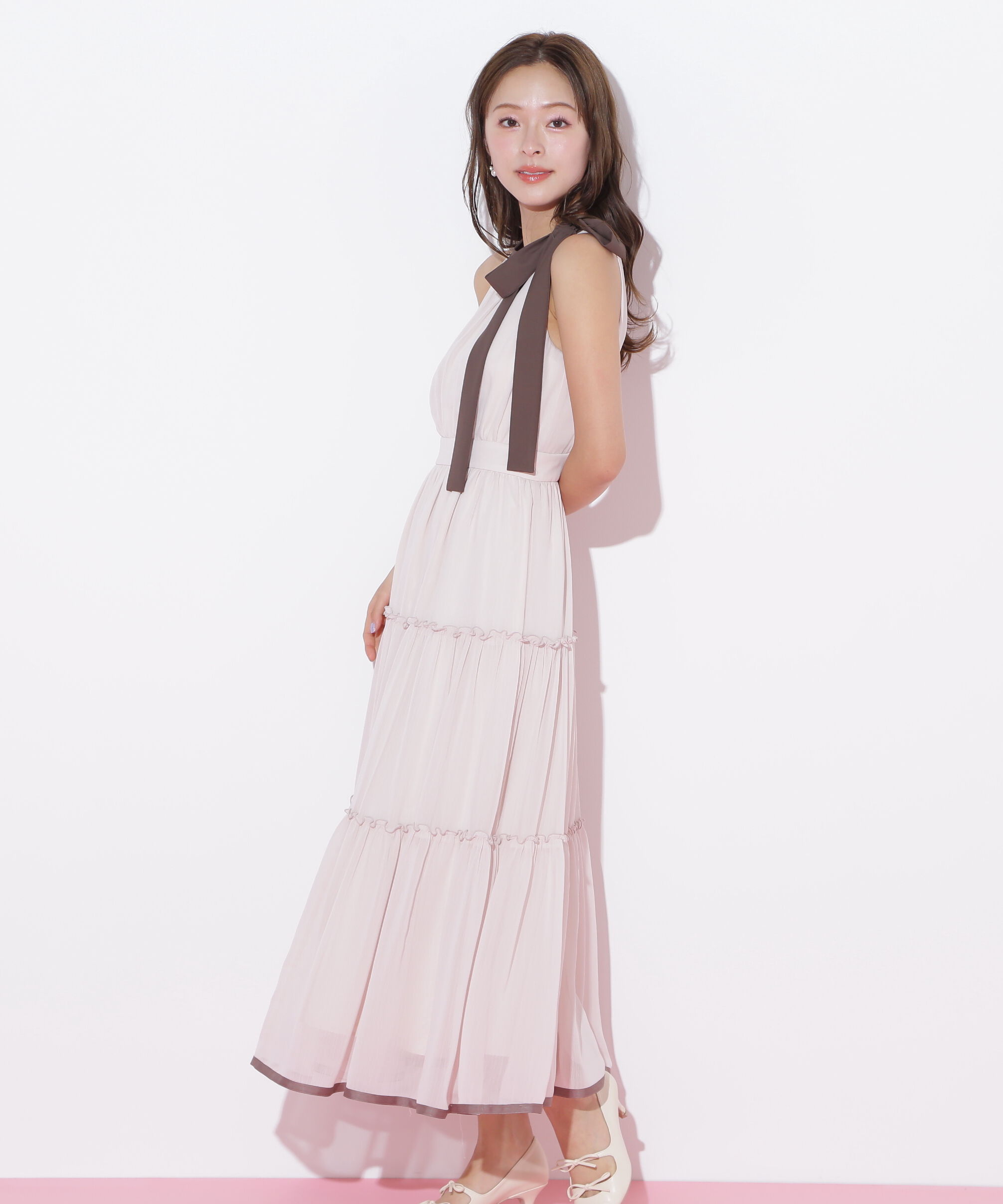 「ホルターネックティアードワンピース」|ワンピース|