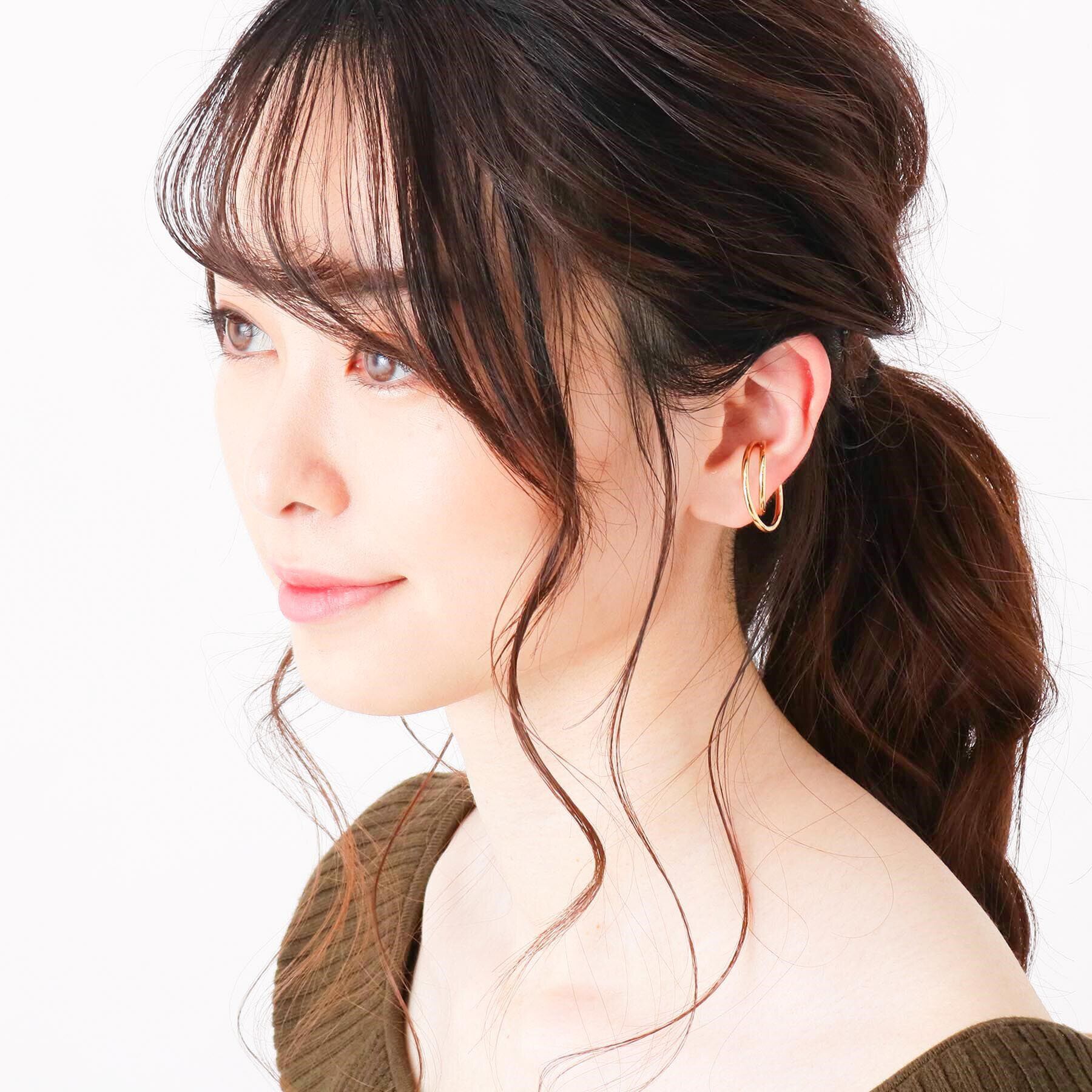 COCOSHNIK「シルバー オーバルクロス イヤーカフ大 GP」|イヤリング|