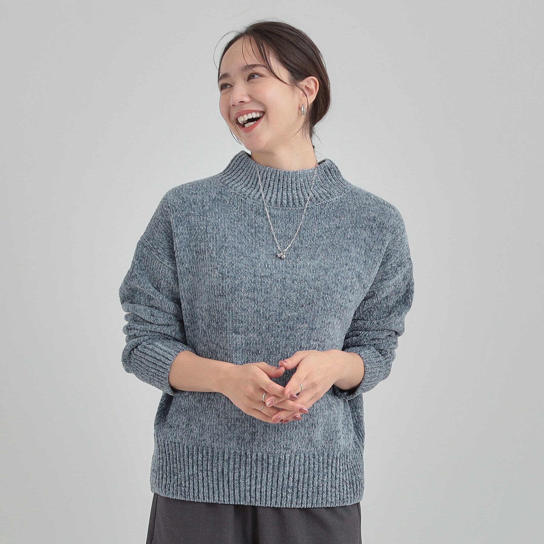 SHOO･LA･RUE「【S-LL】ほんのりラメで女性らしい ベロアモールモックネックニット」|ニット・セーター|