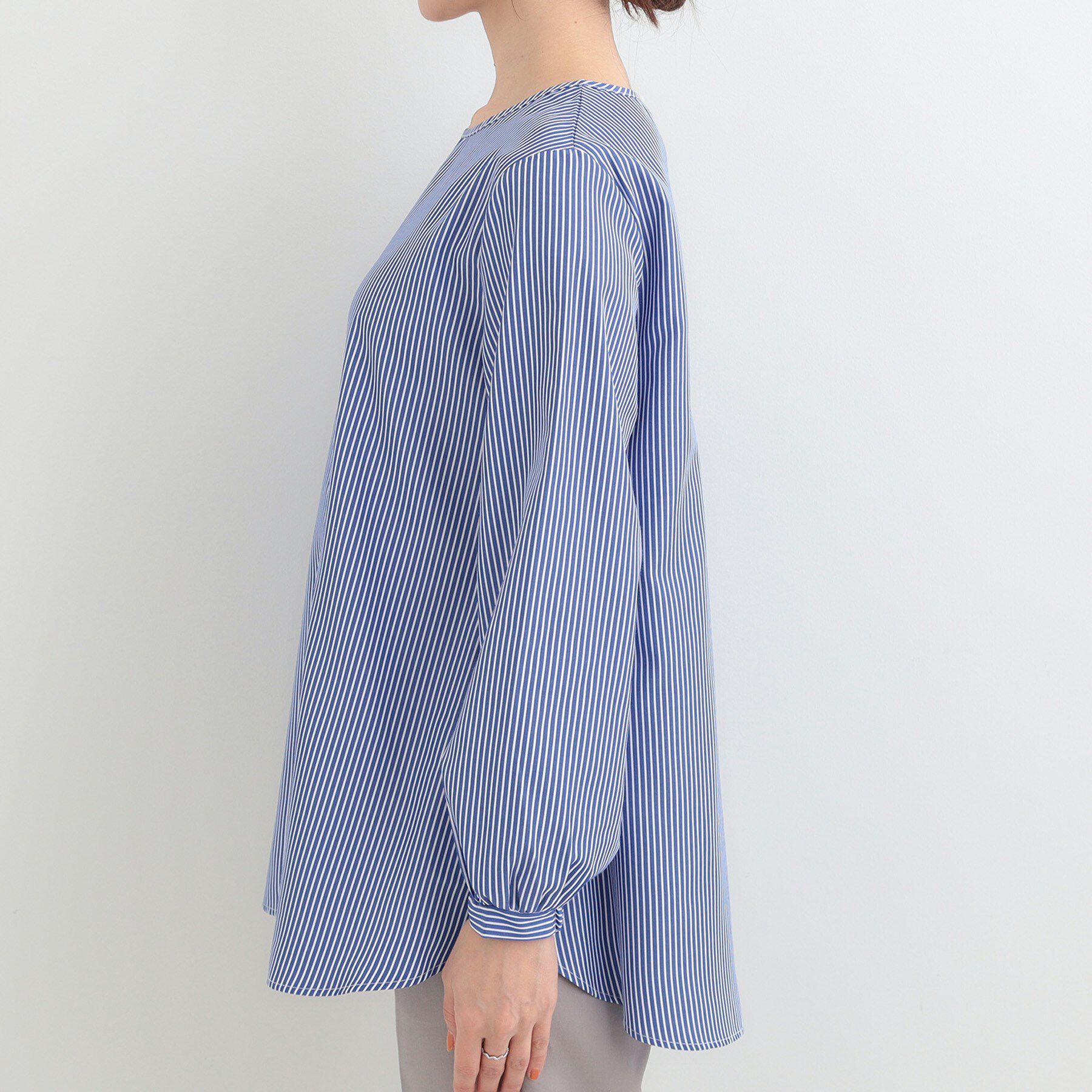 SHOO･LA･RUE「【2点セット/S-LL/洗濯機可】軽くてきれい見え ニットベスト＋ブラウス」|ニット・セーター|