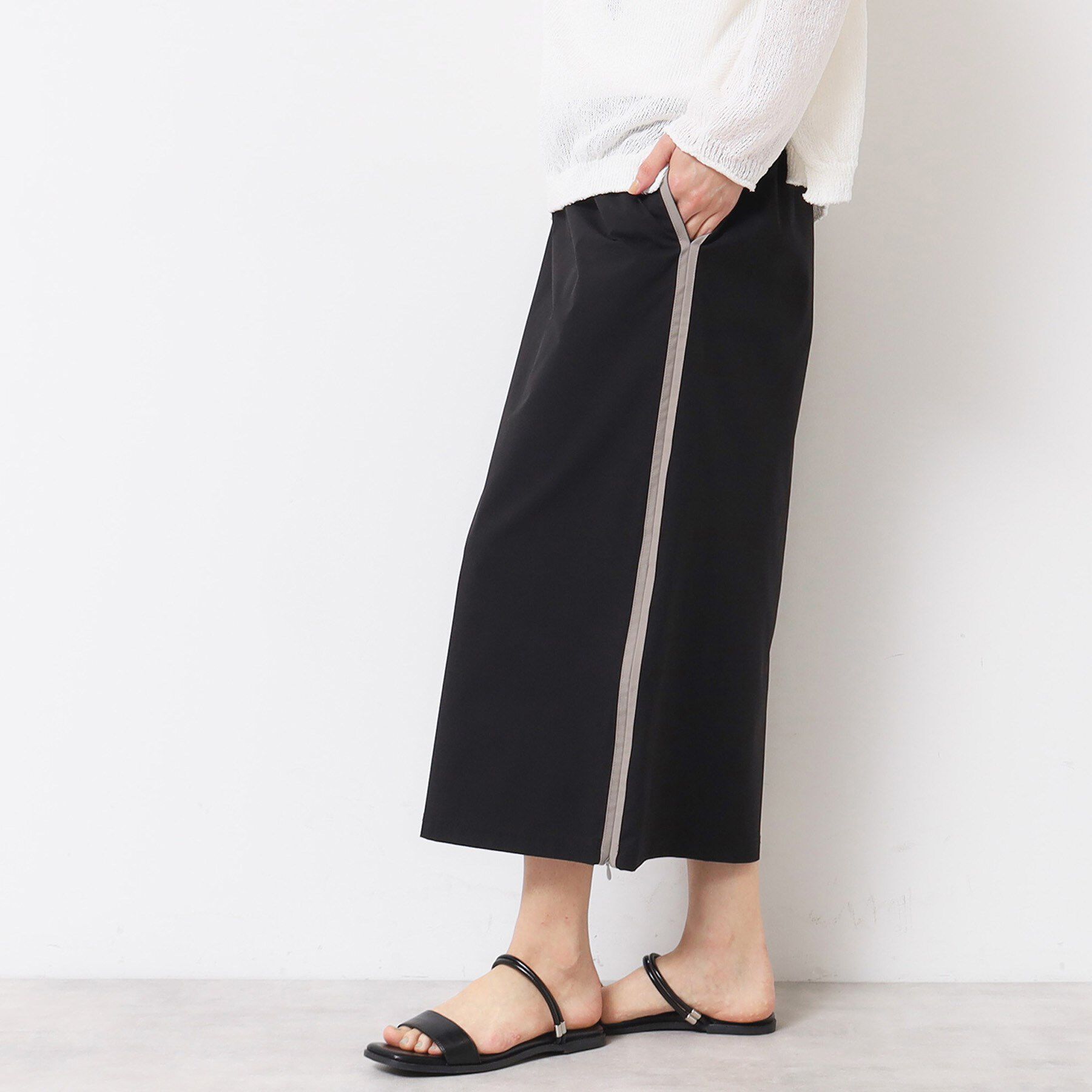 Dessin「【撥水・洗える】サイドジップ付きIラインスカート」|スカート|