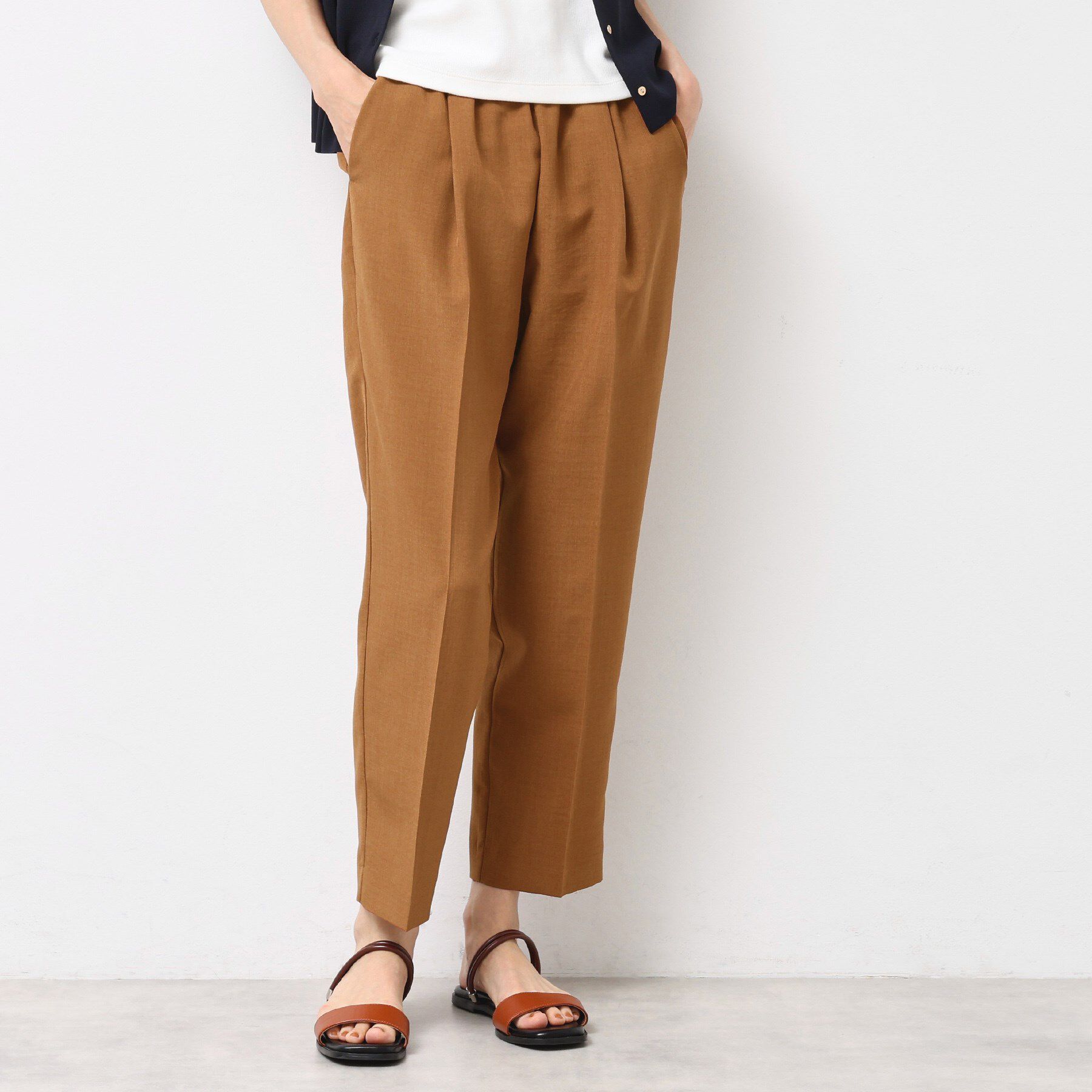 Dessin「【ウエストゴム・洗える】センターライン入りテーパードパンツ（XS～L）」|その他|