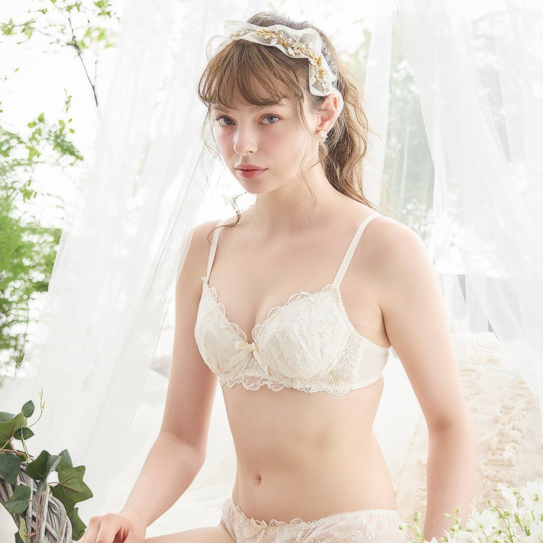 Risa Magli「イリーナ ブラジャー（B-D）＜サイドシェイプ＞」|インナー|