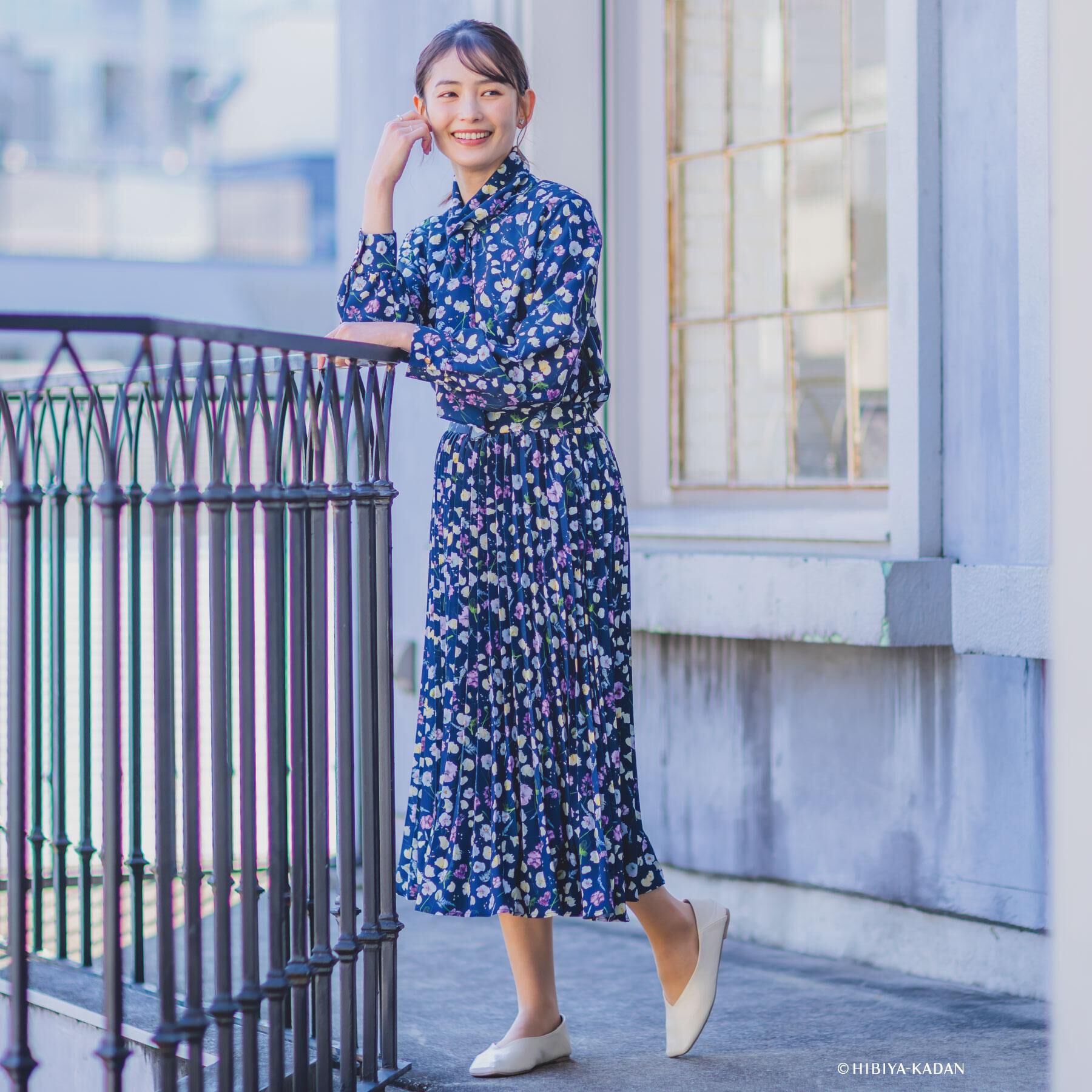 ITS&rsquo;DEMO「【ITS&rsquo;DEMO &times; HIBIYA－KADAN】楊柳ボウタイブラウス」|シャツ・ブラウス|