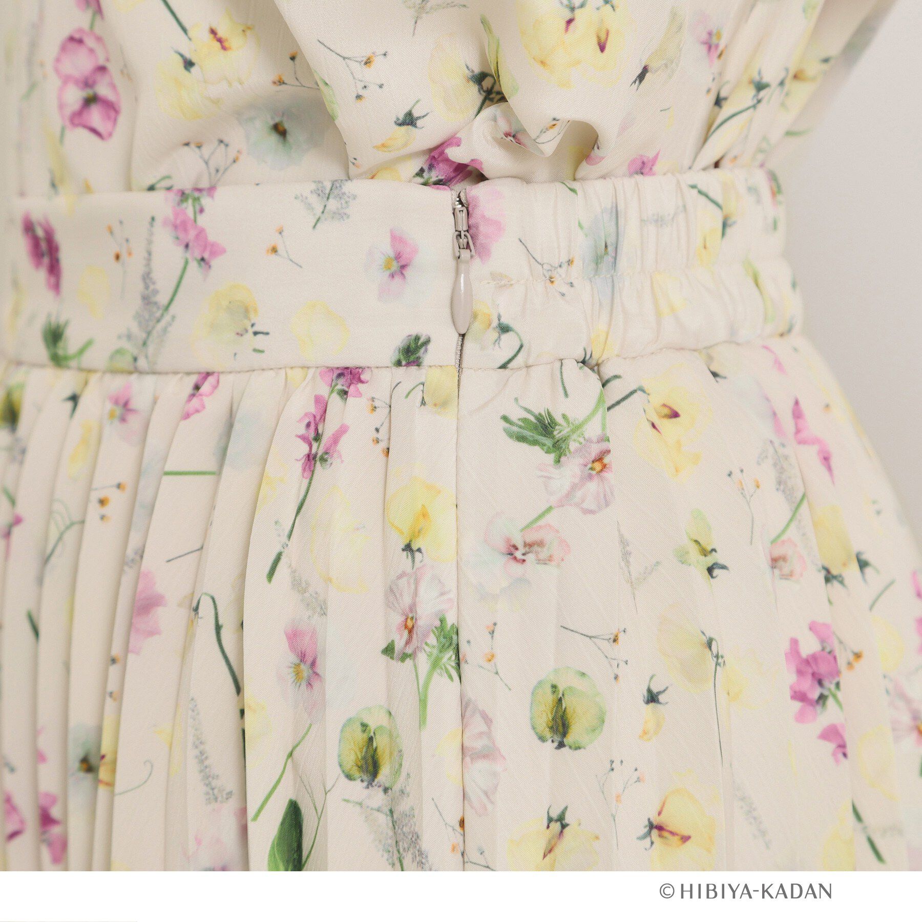 ITS&rsquo;DEMO「【ITS&rsquo;DEMO &times; HIBIYA－KADAN】楊柳プリーツスカート」|スカート|