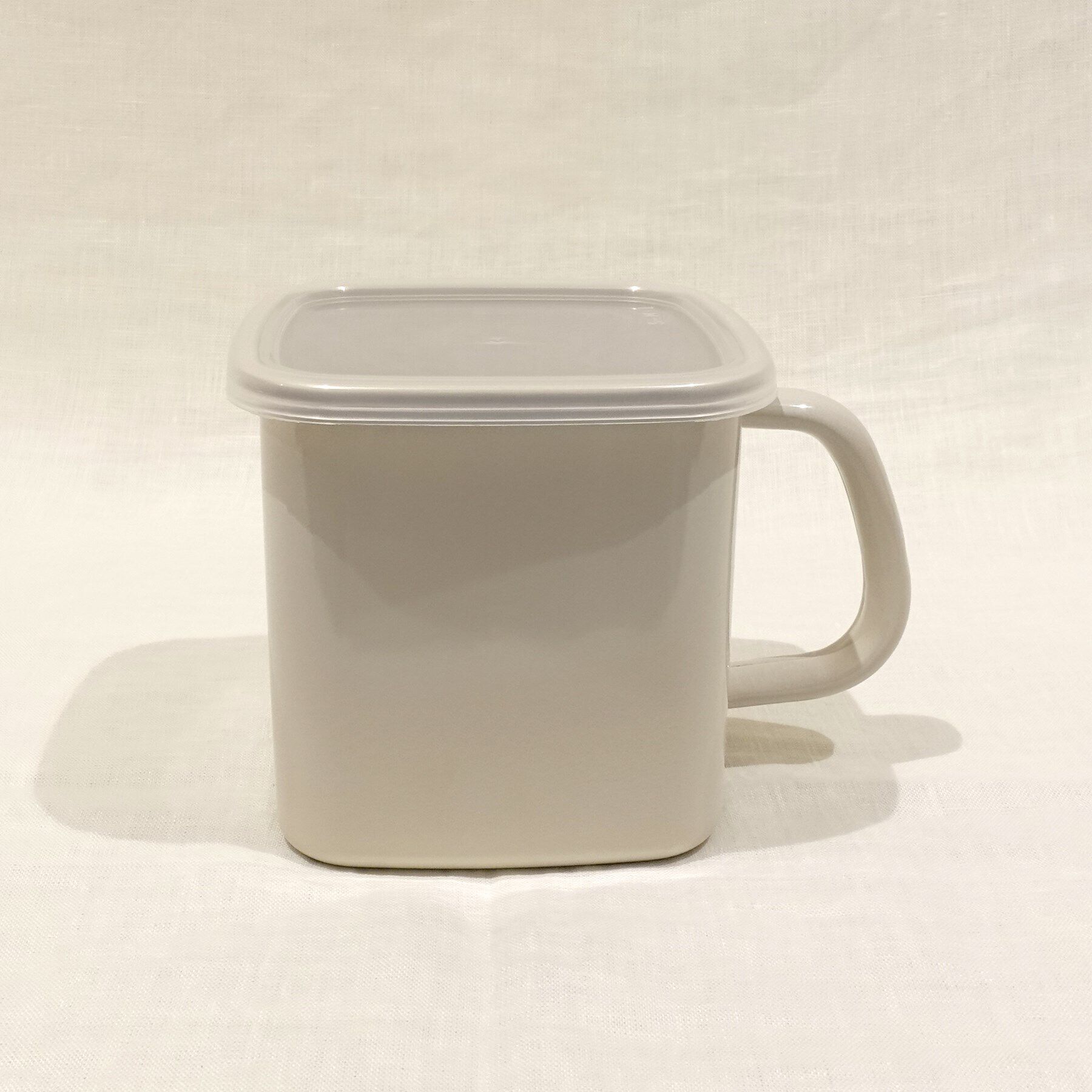 212 KITCHEN STORE「持ち手付きストッカー角型 L グレージュ 212K限定カラー ＜野田琺瑯＞」|食器・キッチングッズ|