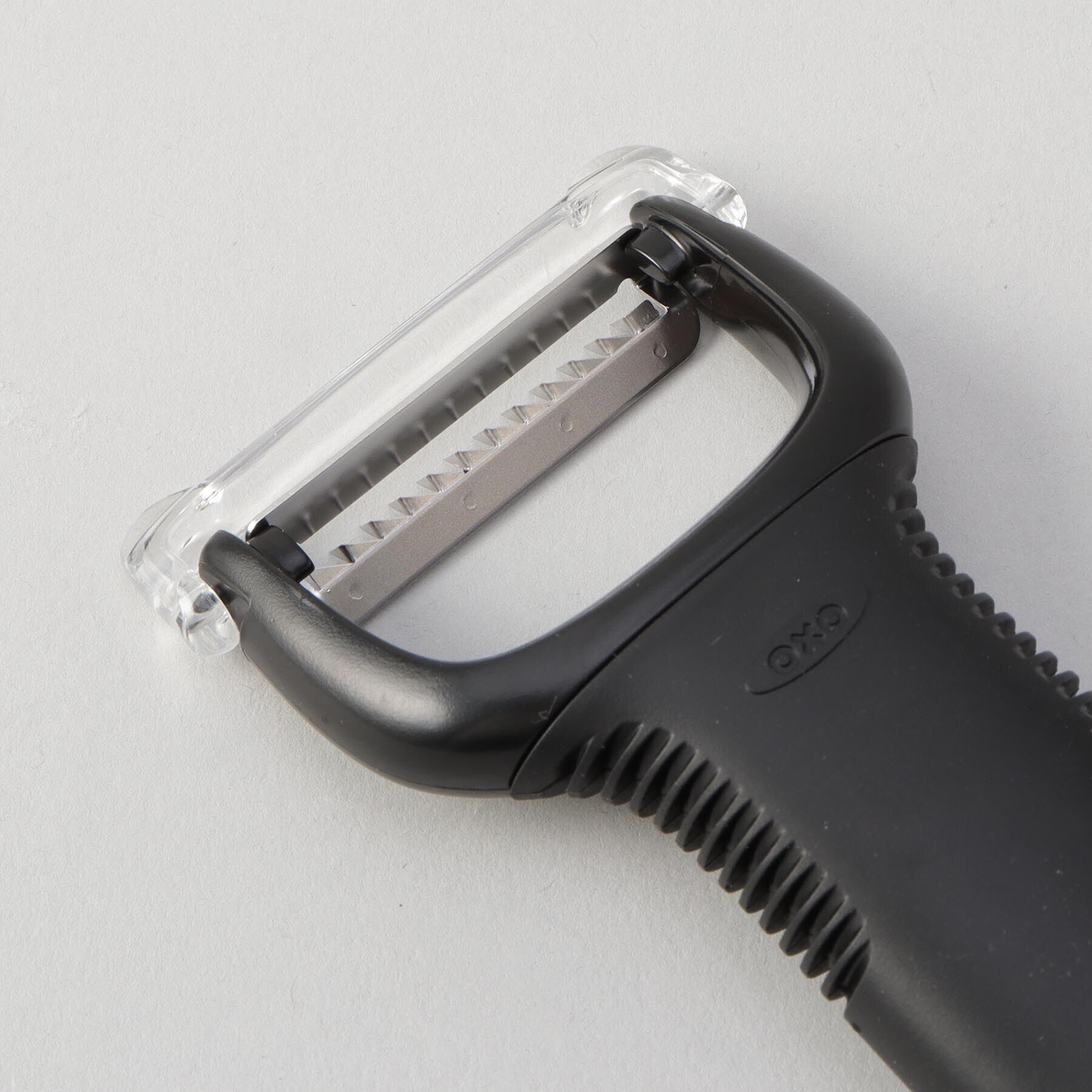 212 KITCHEN STORE「千切りピーラー ＜OXO オクソー＞」|食器・キッチングッズ|