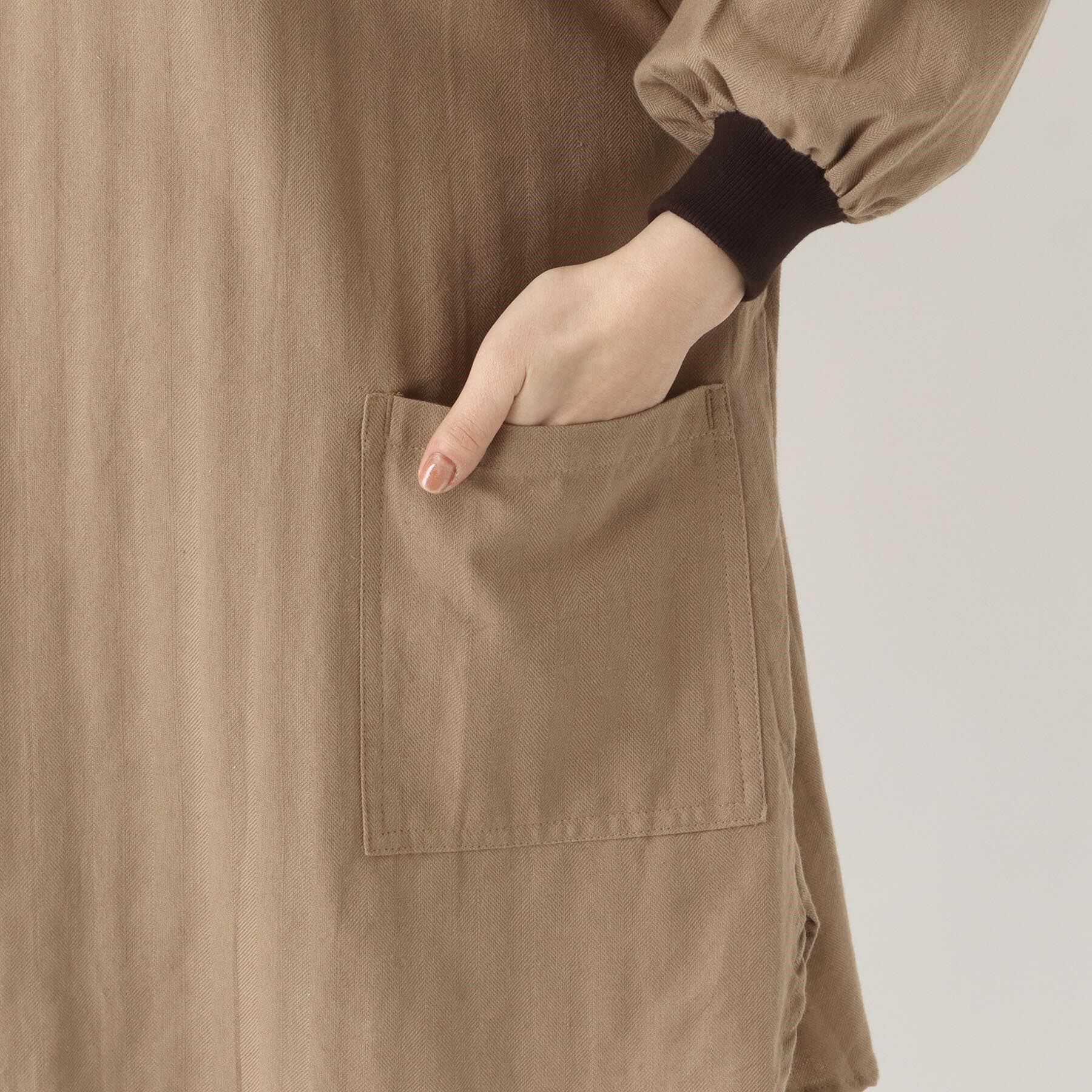 212 KITCHEN STORE「ライトウィンド 花びらリブ袖かっぽうぎ BE」|食器・キッチングッズ|