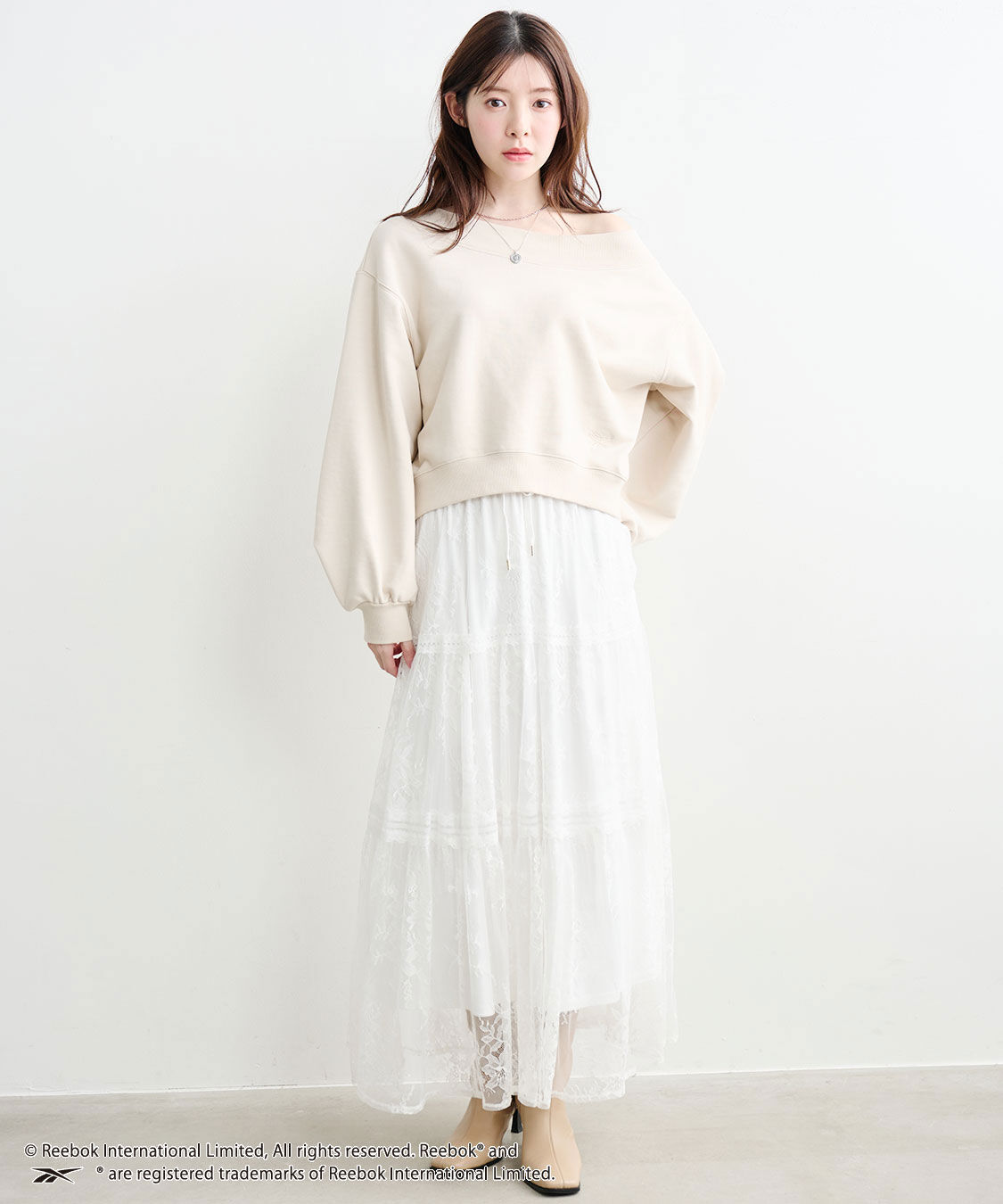 COCO DEAL「《COCO DEAL/Reebok》ボリュームスリーブオフショルスウェット」|スウェット・ジャージ|