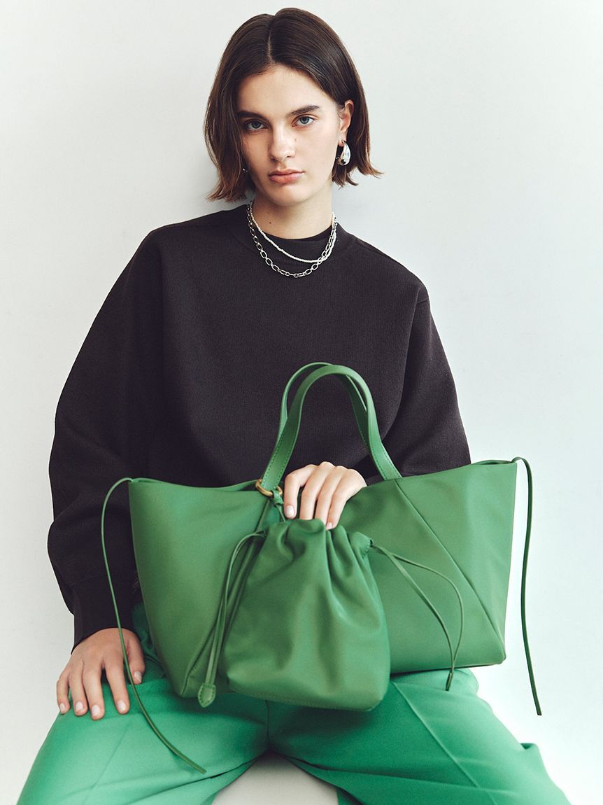 Mila Owen「メタルドロップフープイヤリング」|イヤリング|