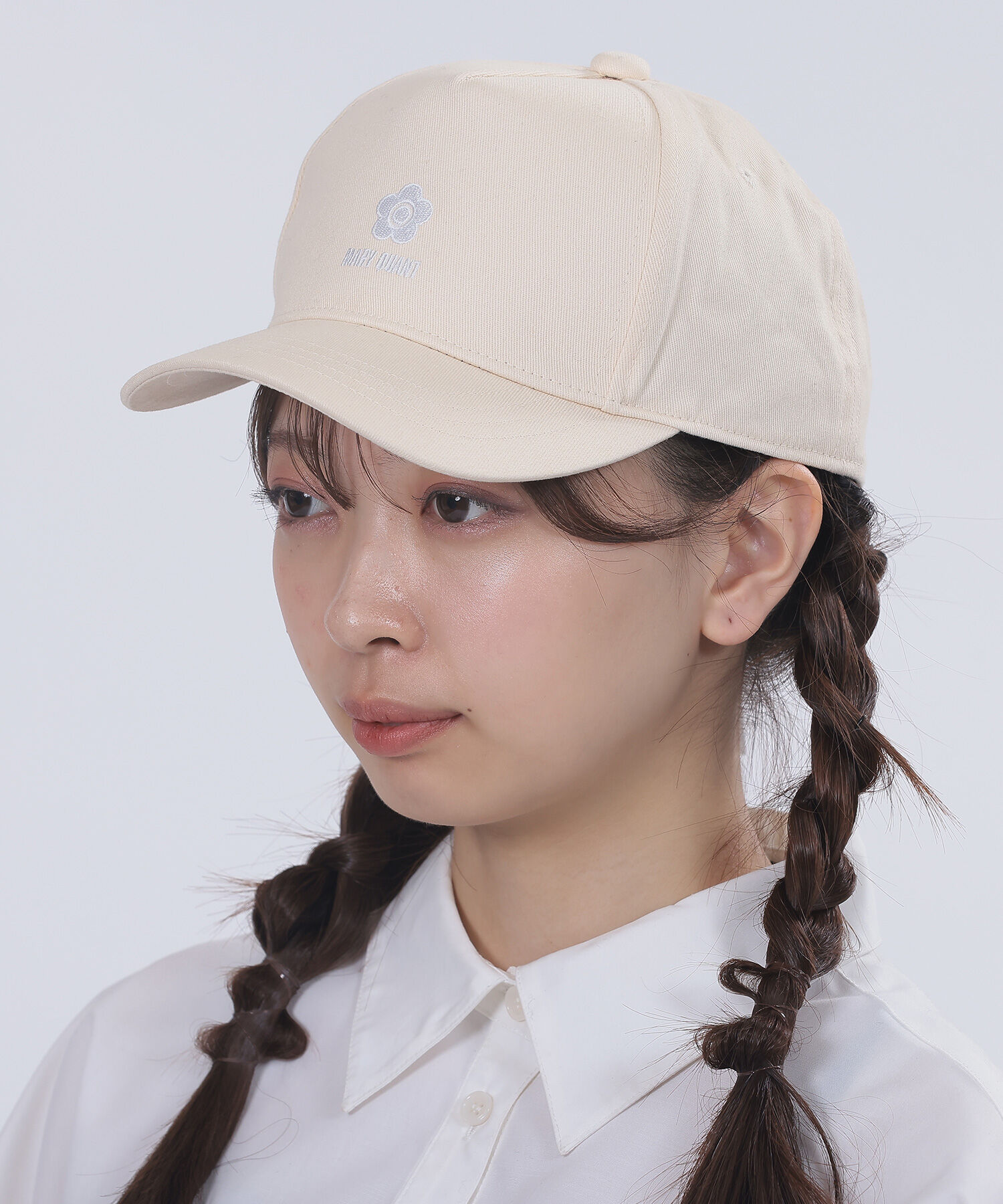 MARY QUANT「ロゴエンブロ キャップ」|キャップ・キャスケット|アイボリー