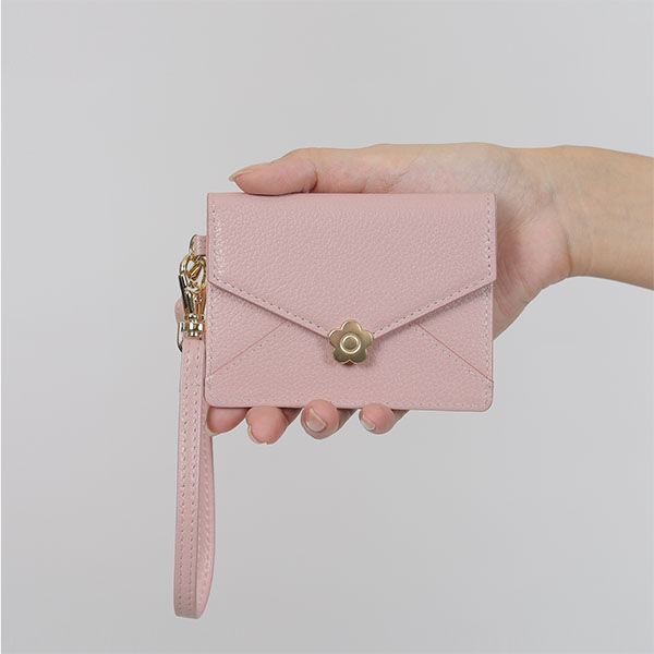 MARY QUANT「シーリングデイジーレター シングルパスケース」|財布|