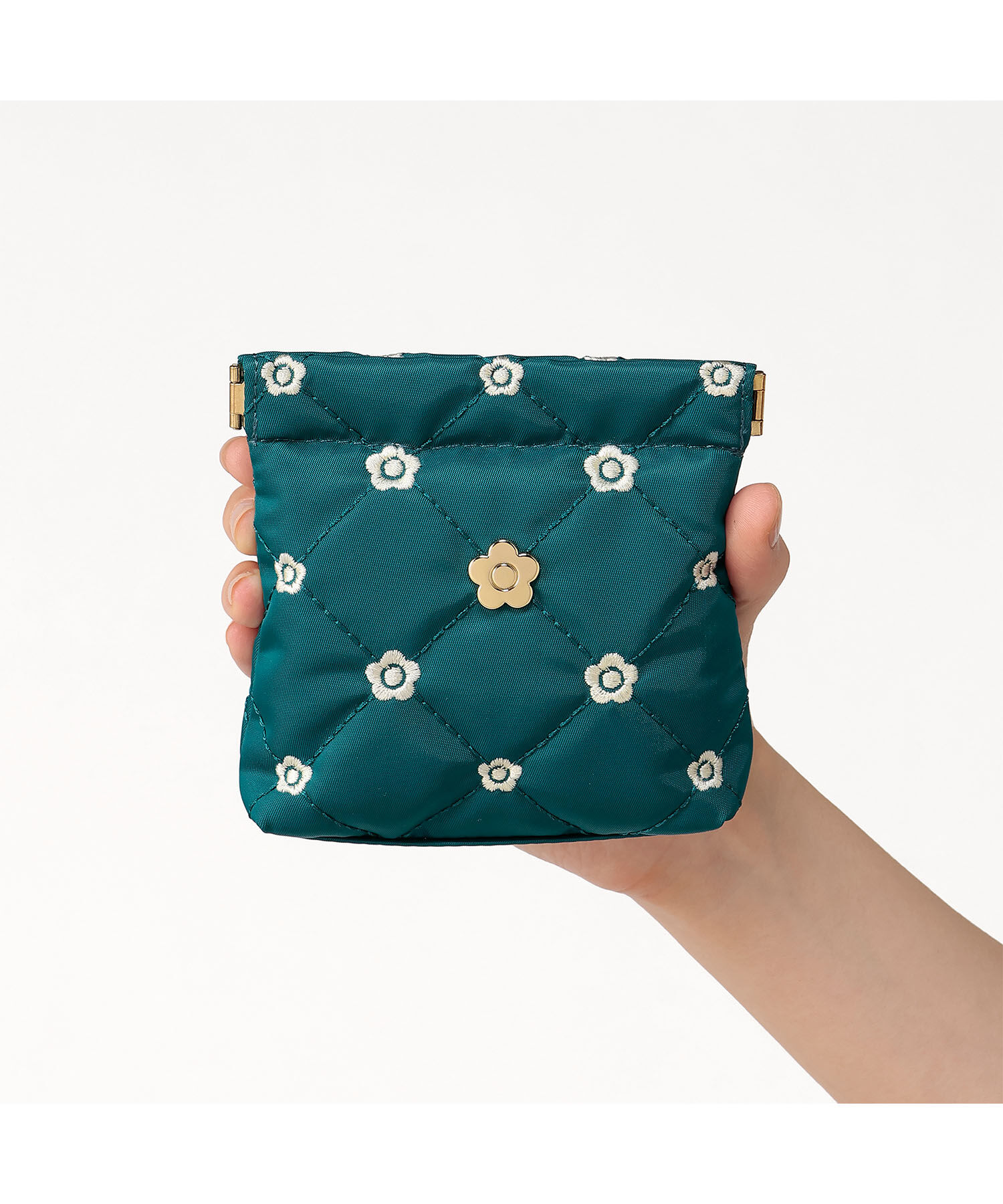 MARY QUANT「キルトデイジー刺繍 バネクチポーチ」|ポーチ|ピーコック