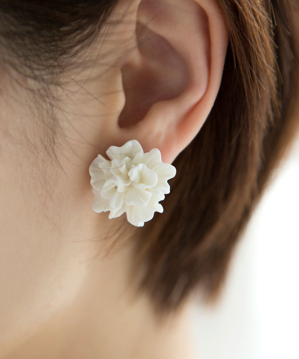 colleca la「グロッシーフラワーイヤリング」|イヤリング|