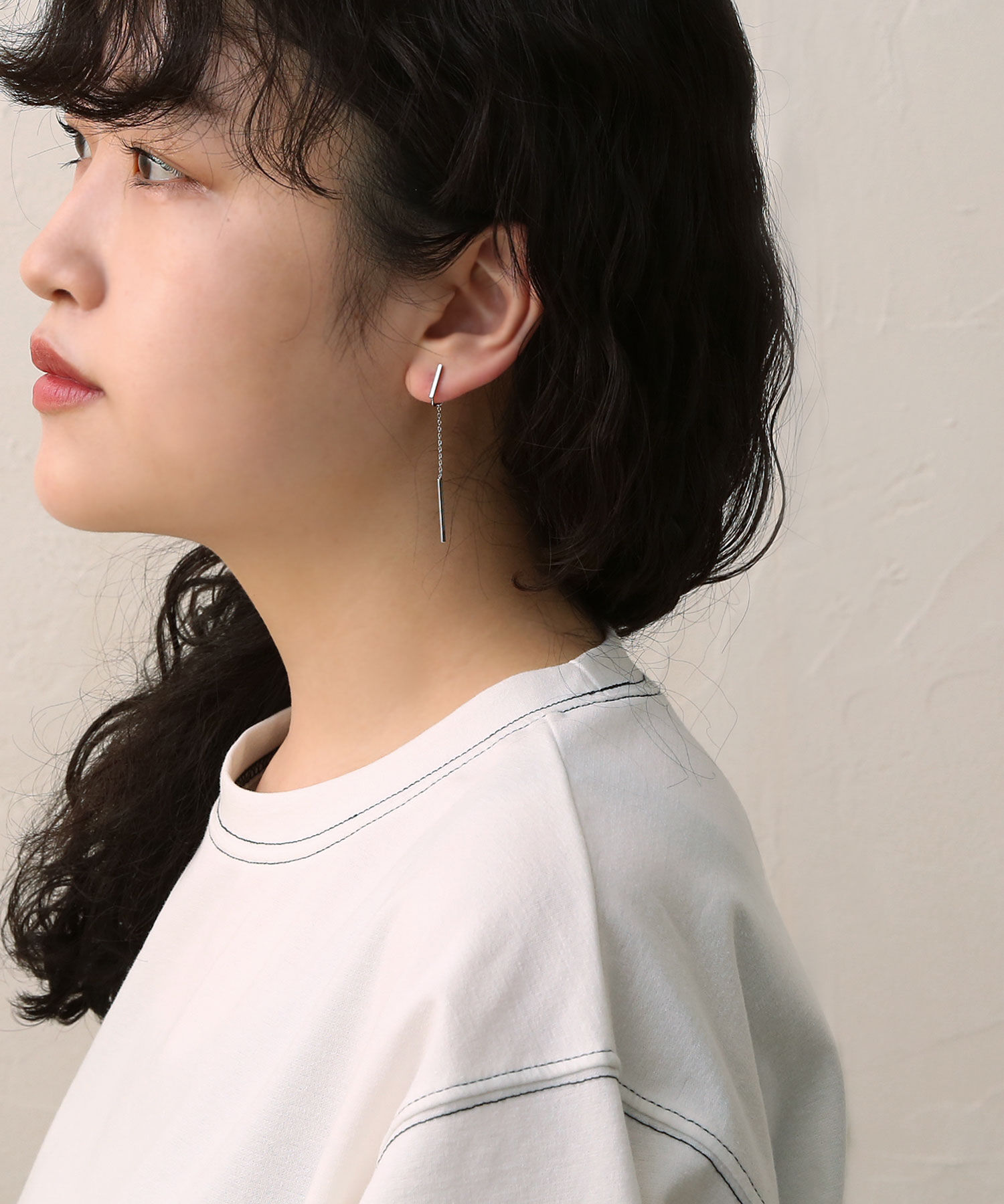 colleca la「ノンホール・ショートバー&times;チェーンのイヤリング」|イヤリング|