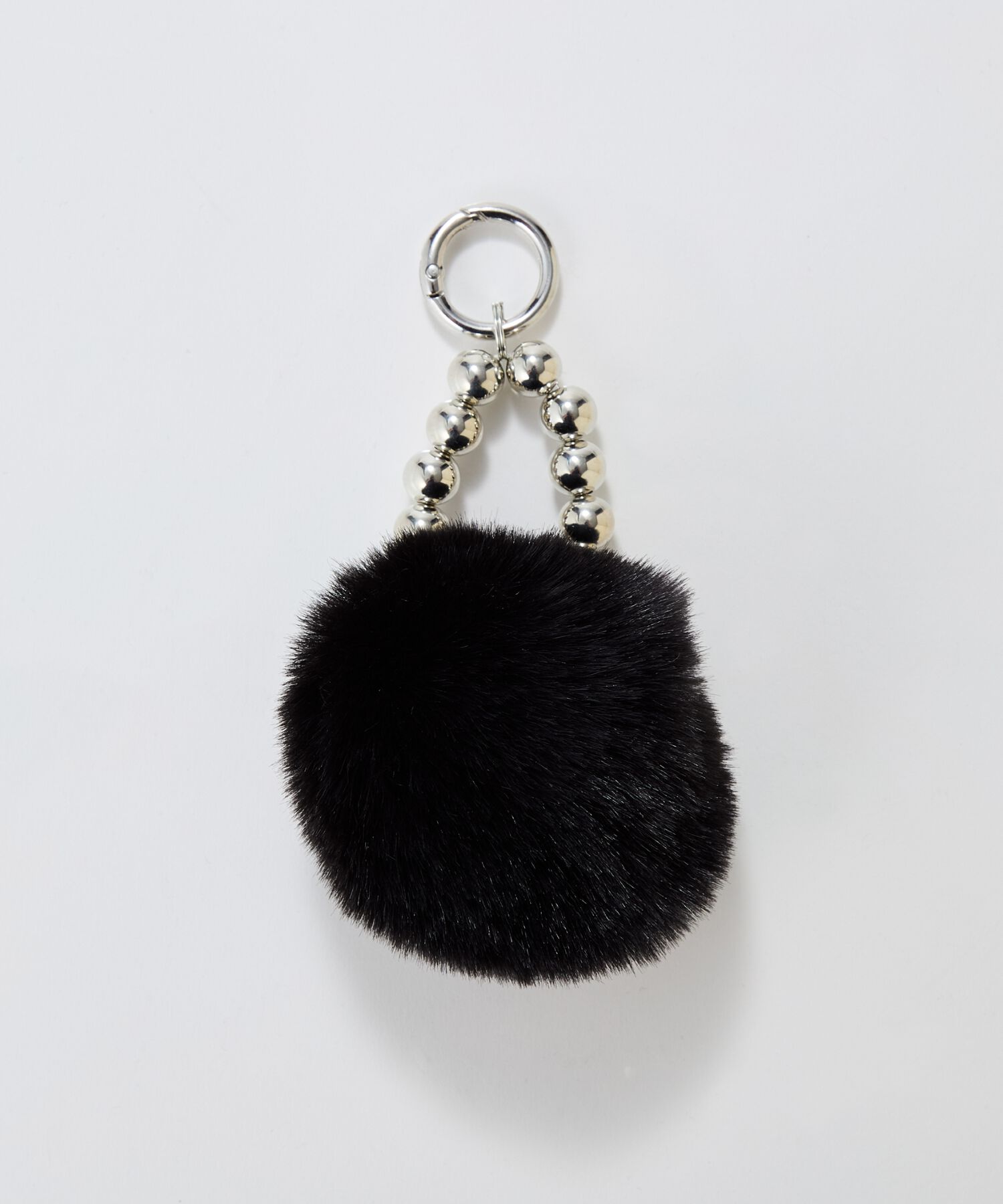 Phoebe「メタルボールファーバッグチャーム　ブラック」|チャーム・キーホルダー|