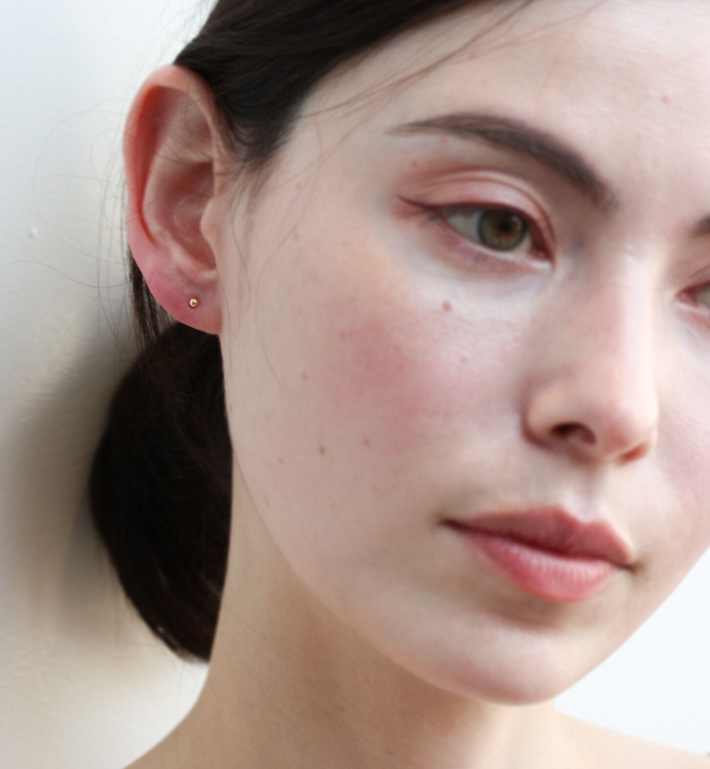  「ゴールド ハーフボール ピアス | K18」|ピアス|