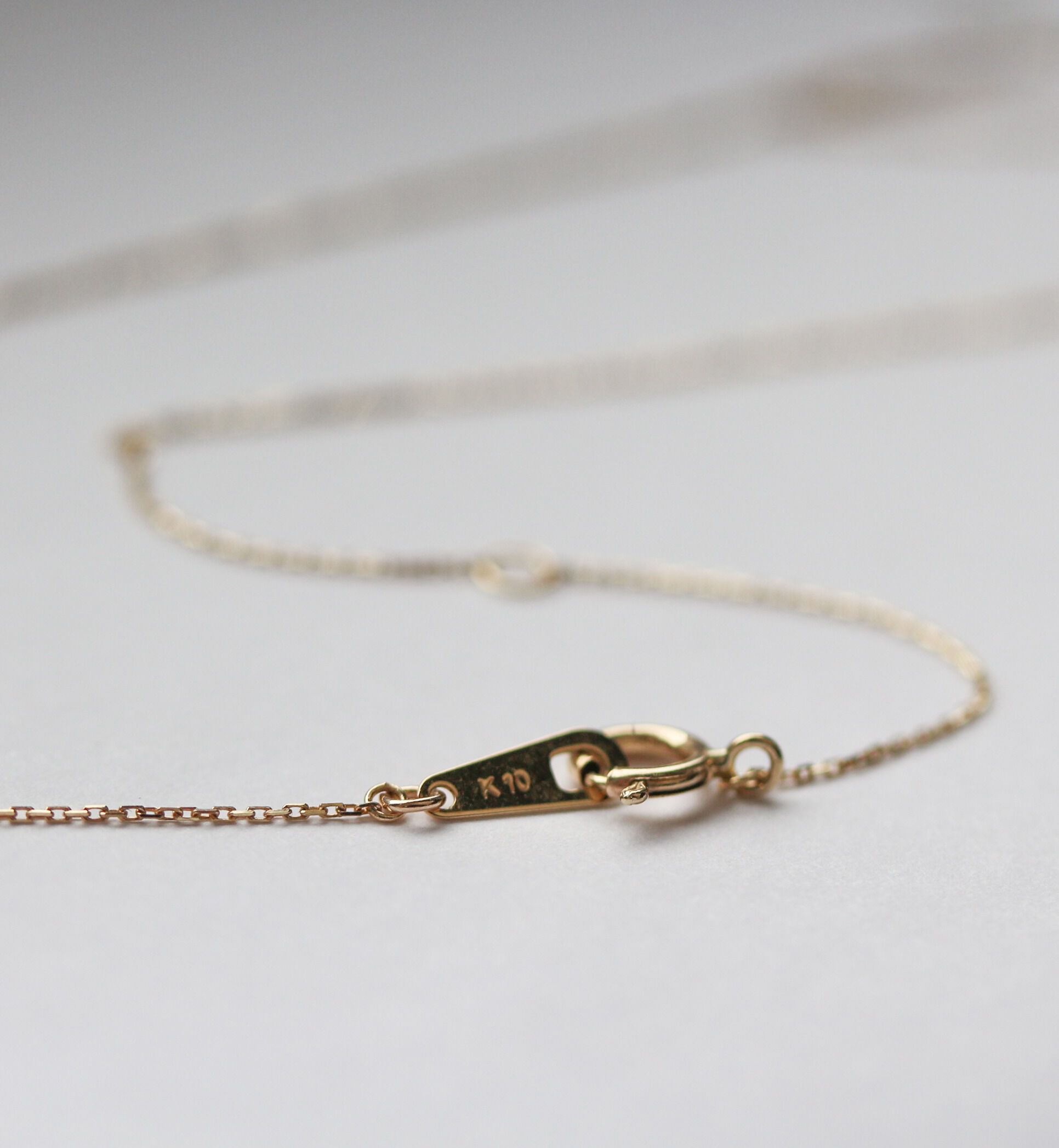  「ダイヤモンド 0.11ct コイン ネックレス | K10YG」|ネックレス|