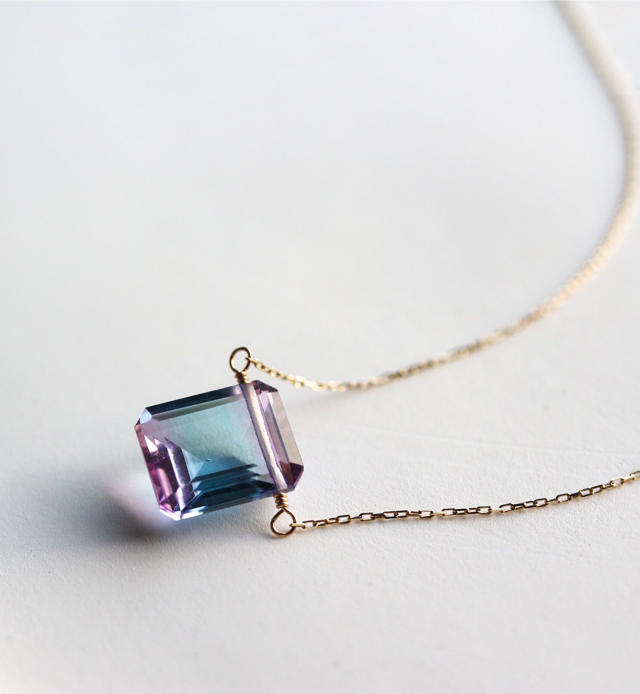  「バイカラー クリスタル ネックレス| K10YG」|ネックレス|