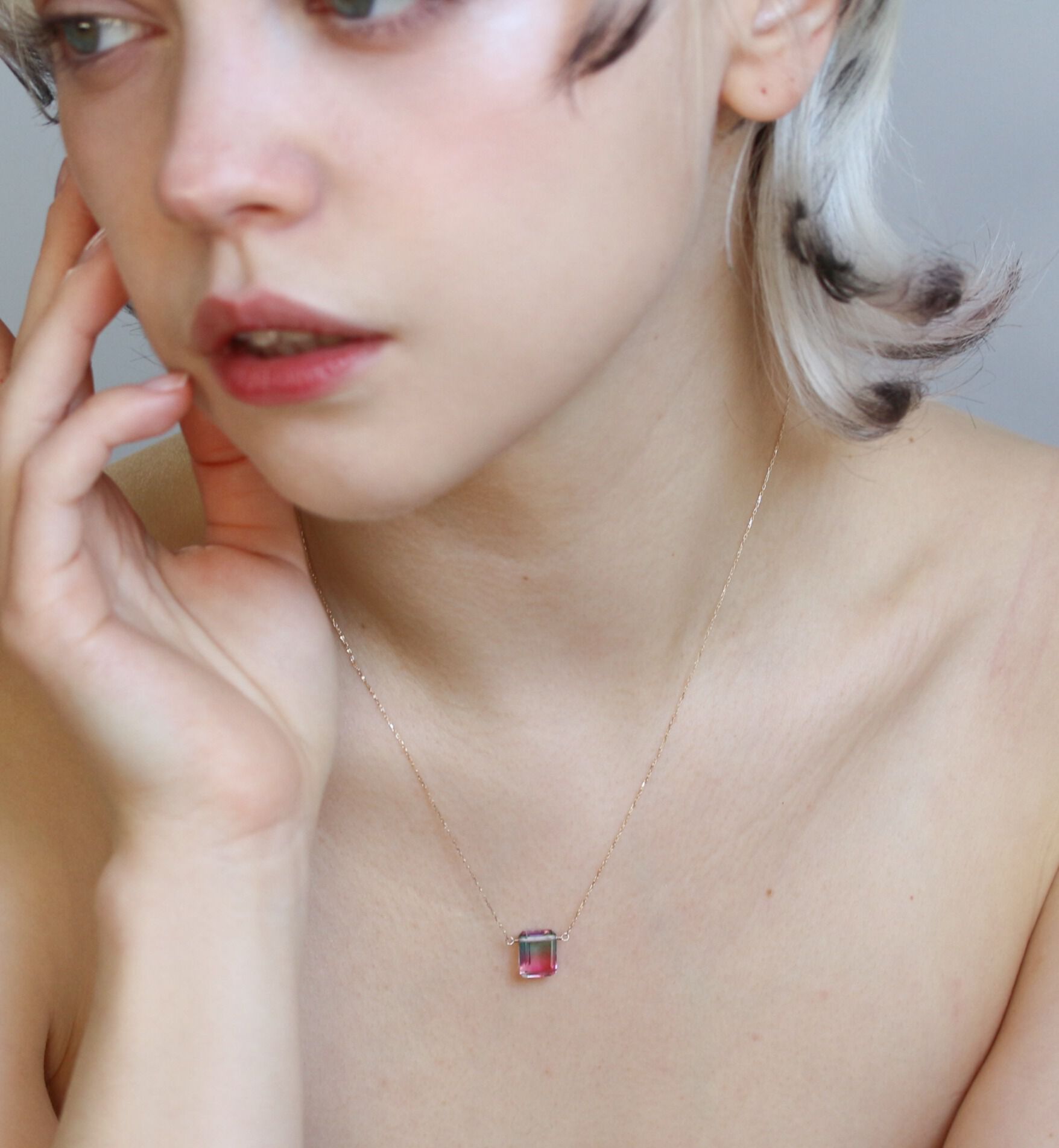  「バイカラー クリスタル ネックレス| K10YG」|ネックレス|