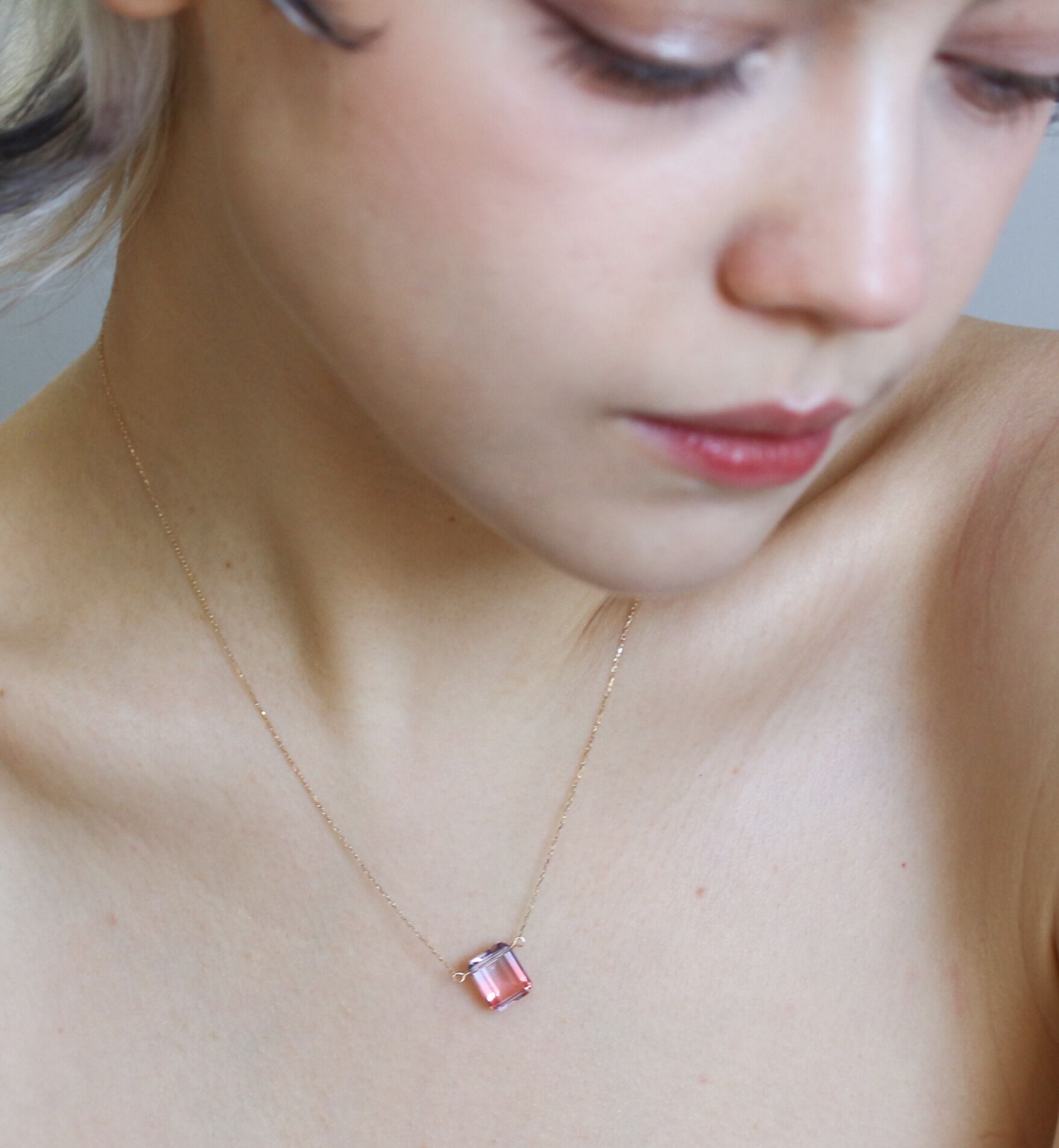  「バイカラー クリスタル ネックレス| K10YG」|ネックレス|