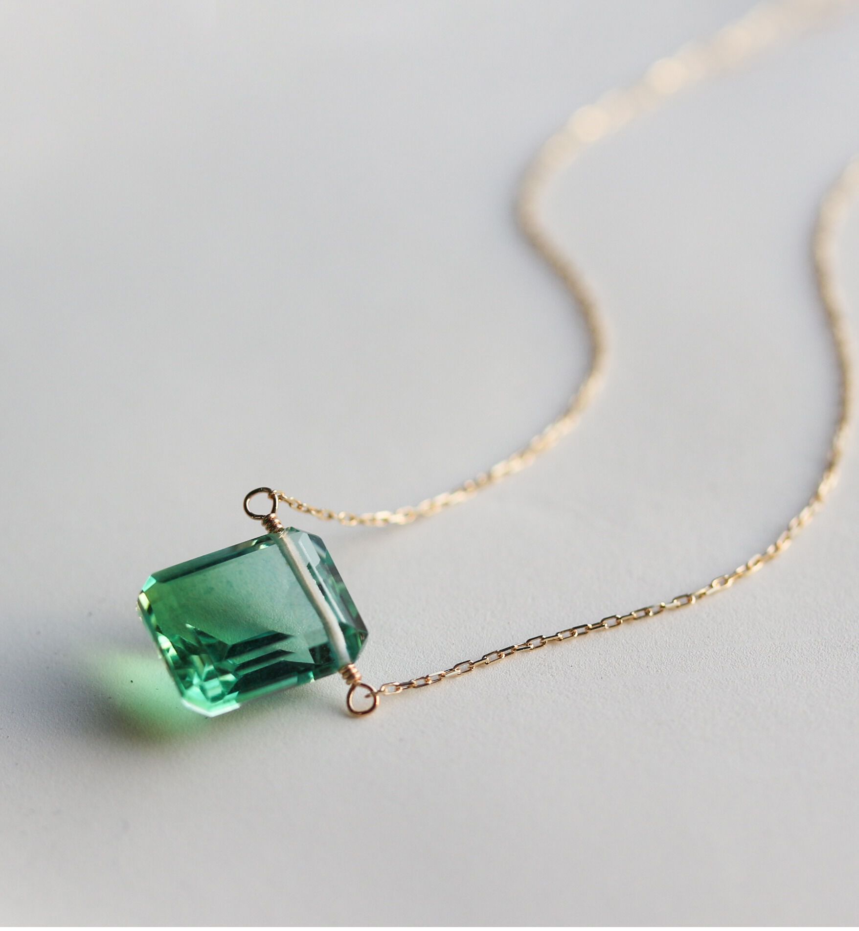  「バイカラー クリスタル ネックレス| K10YG」|ネックレス|