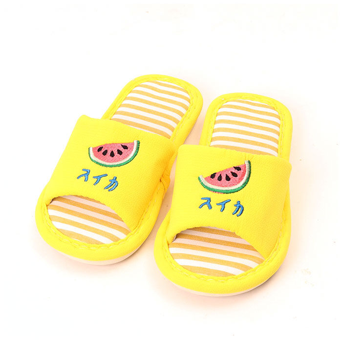 BACKYARD FAMILY「子供用 スリッパ 通販 ルームシューズ サンダル 室内履き キッズ 子ども こども 女の子 男の子」|ルームシューズ|