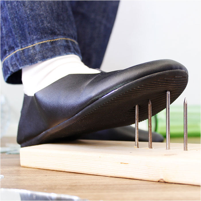 BACKYARD FAMILY「防災スリッパ 踏み抜き防止 通販 スリッパ 防災 防災ルームシューズ 携帯スリッパ 折らない」|ルームシューズ|