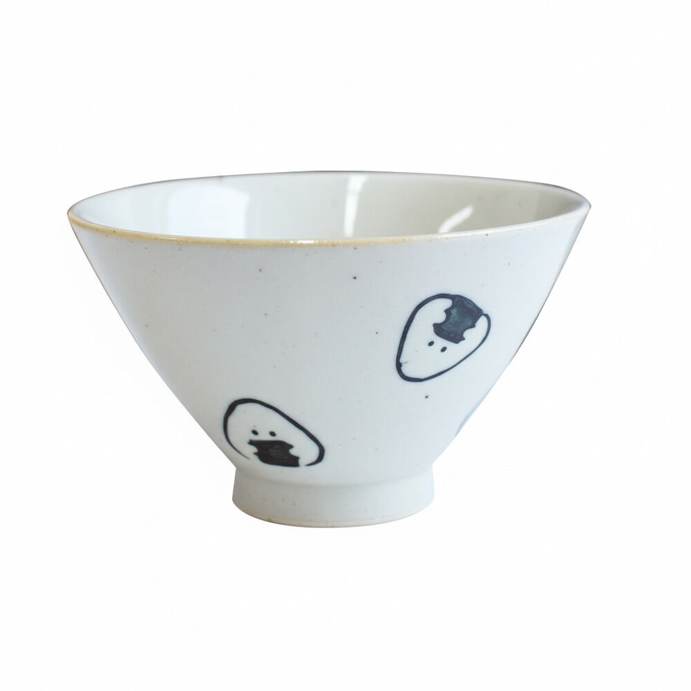 BACKYARD FAMILY「ぎゅっとおにぎりさん 茶碗 通販 日本製 波佐見焼 お茶碗 ご飯茶碗 茶わん ライスボウル」|食器・キッチングッズ|ホワイト1