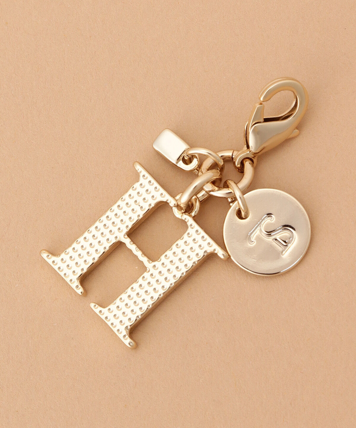 Samantha Thavasa「ビジューシンプルイニシャルファスナーチャーム(H)」|チャーム・キーホルダー|