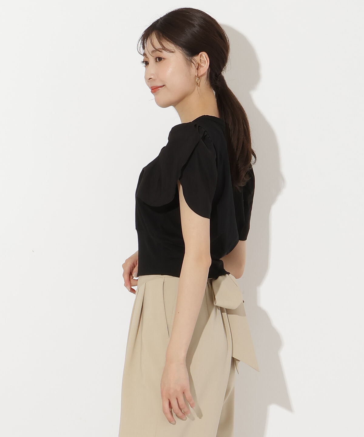 アンドクチュール「クロップドロゴTシャツ」|Tシャツ・カットソー|