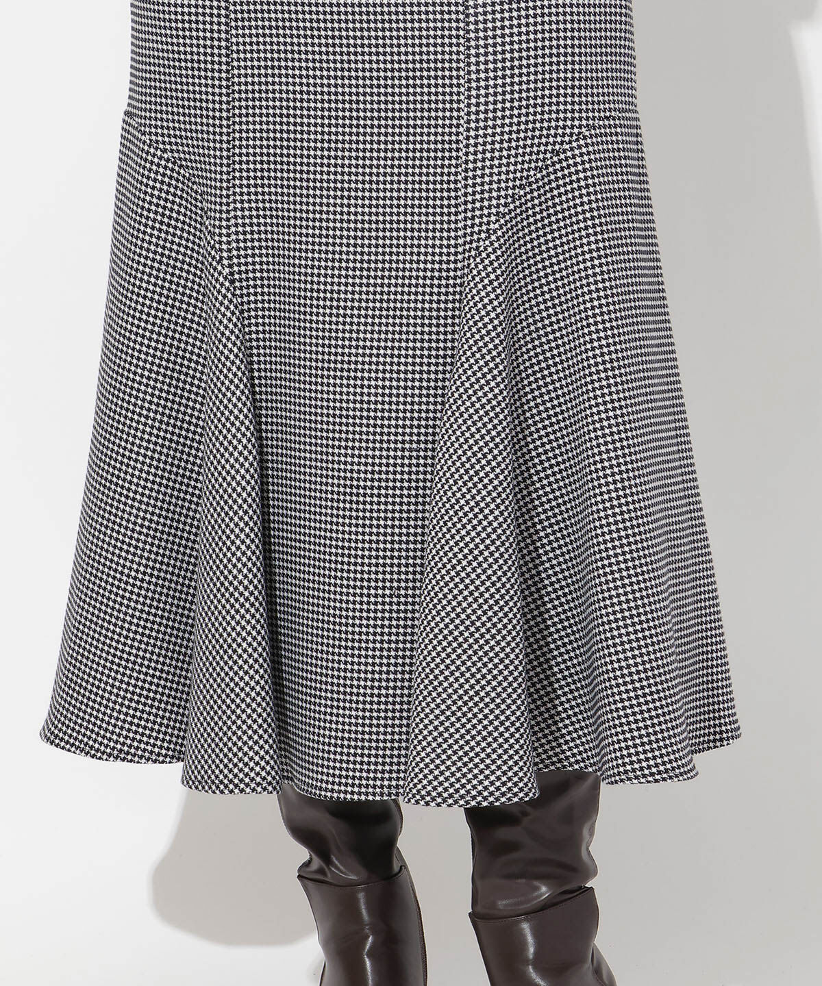 アンドクチュール「サイドベルト千鳥切替スカート」|フレア|