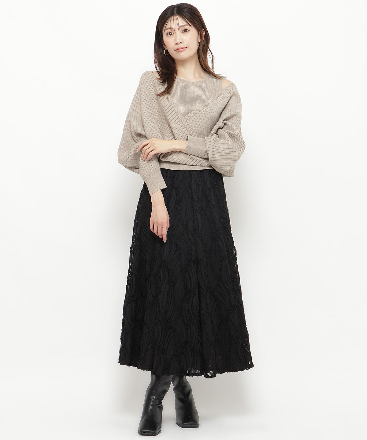 アンドクチュール「ウエストリブコード刺しゅうロングスカート」|フレア|