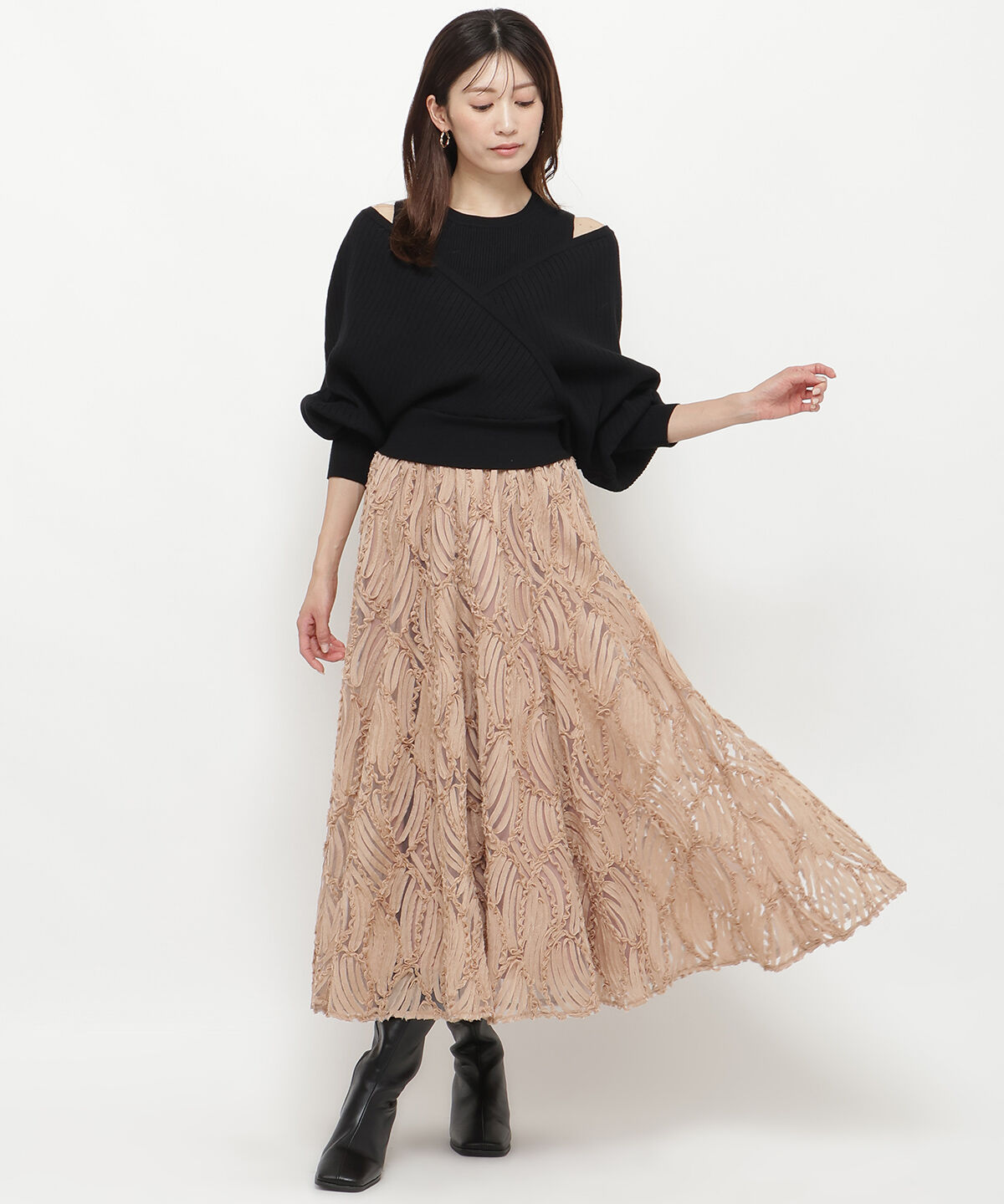 アンドクチュール「ウエストリブコード刺しゅうロングスカート」|フレア|