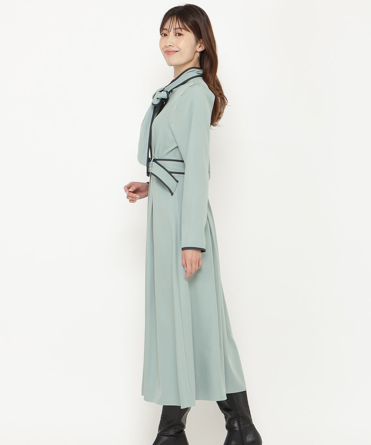 アンドクチュール「配色パイピングボウタイ付きワンピース」|ワンピース|