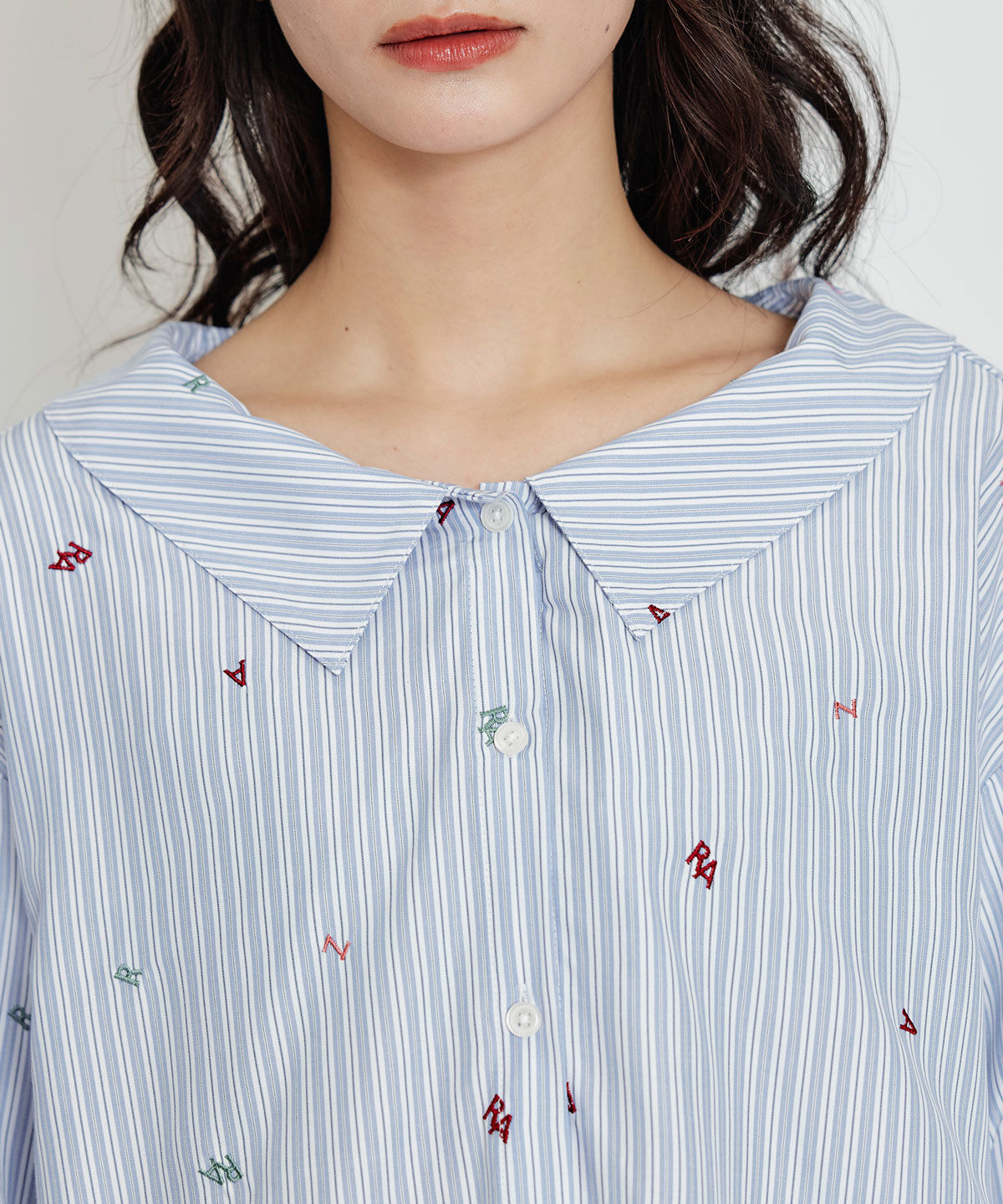 REDYAZEL「REDYAZELアルファベットロゴ刺繍2WAYシャツブラウス」|シャツ・ブラウス|