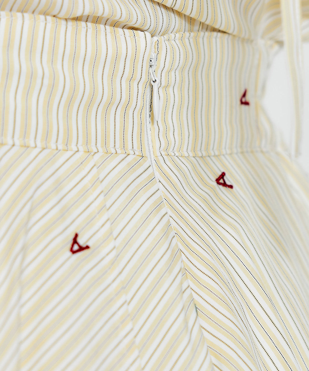 REDYAZEL「REDYAZELアルファベットロゴ刺繍ティアードロングスカート」|フレア|