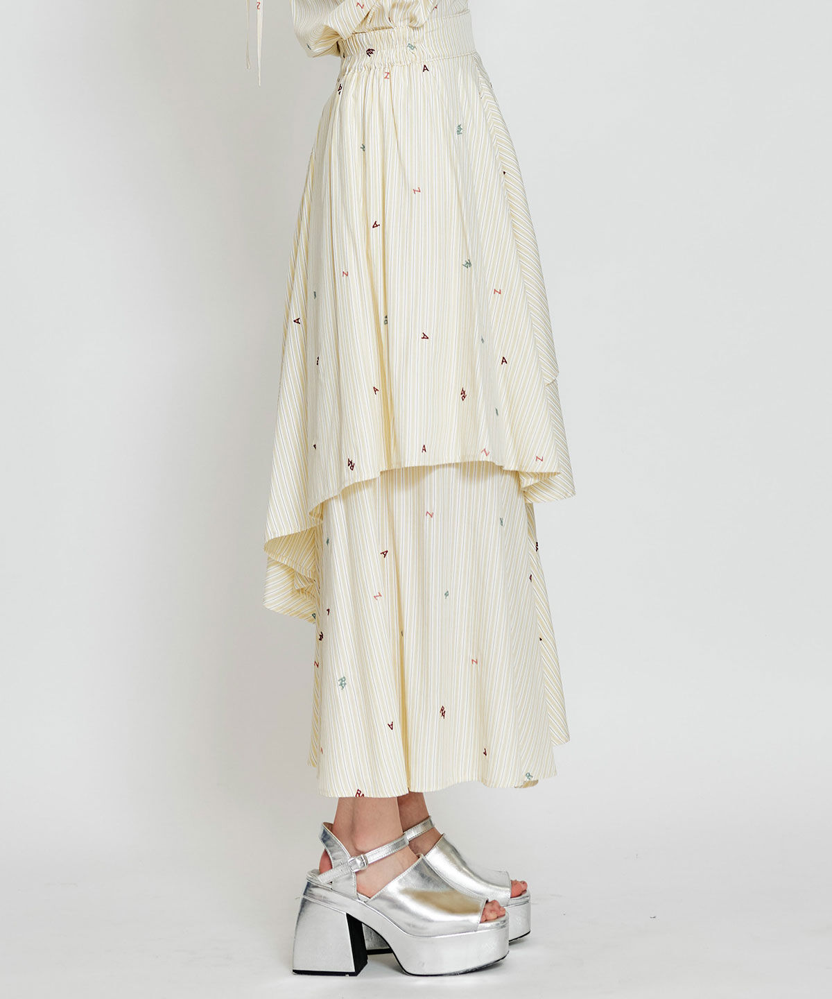 REDYAZEL「REDYAZELアルファベットロゴ刺繍ティアードロングスカート」|フレア|