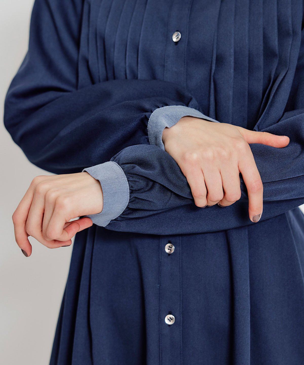 REDYAZEL「フロントプリーツリボンタイフレアロングワンピース」|ワンピース|