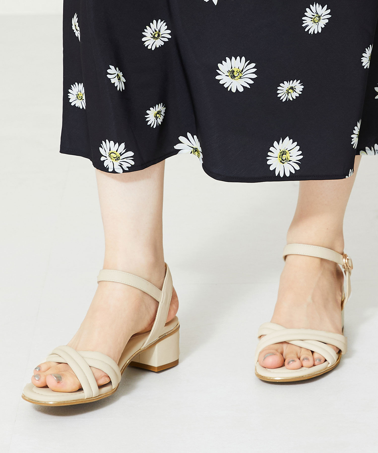 WA Oriental TRaffic「【アウトレット価格】パデットクロスベルトサンダル/42210」|サンダル|