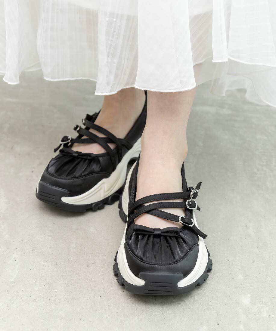  「ボリュームソールクロスベルトスニーカー」|スニーカー|