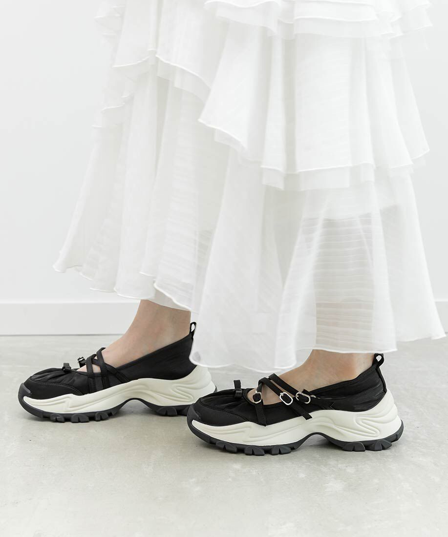  「ボリュームソールクロスベルトスニーカー」|スニーカー|